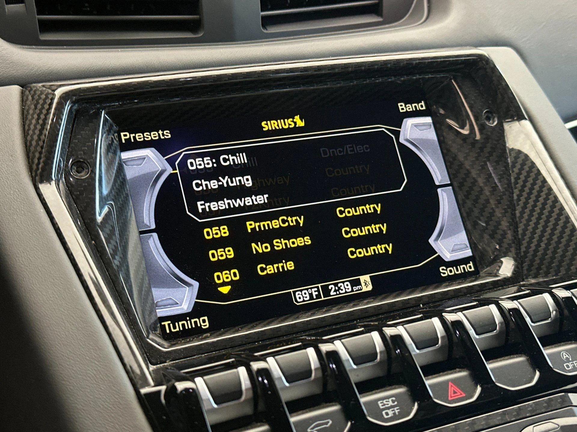 mph019_3956266599_Used_2021_Lamborghini_Aventador_SVJ_1774426265_cfc5146306