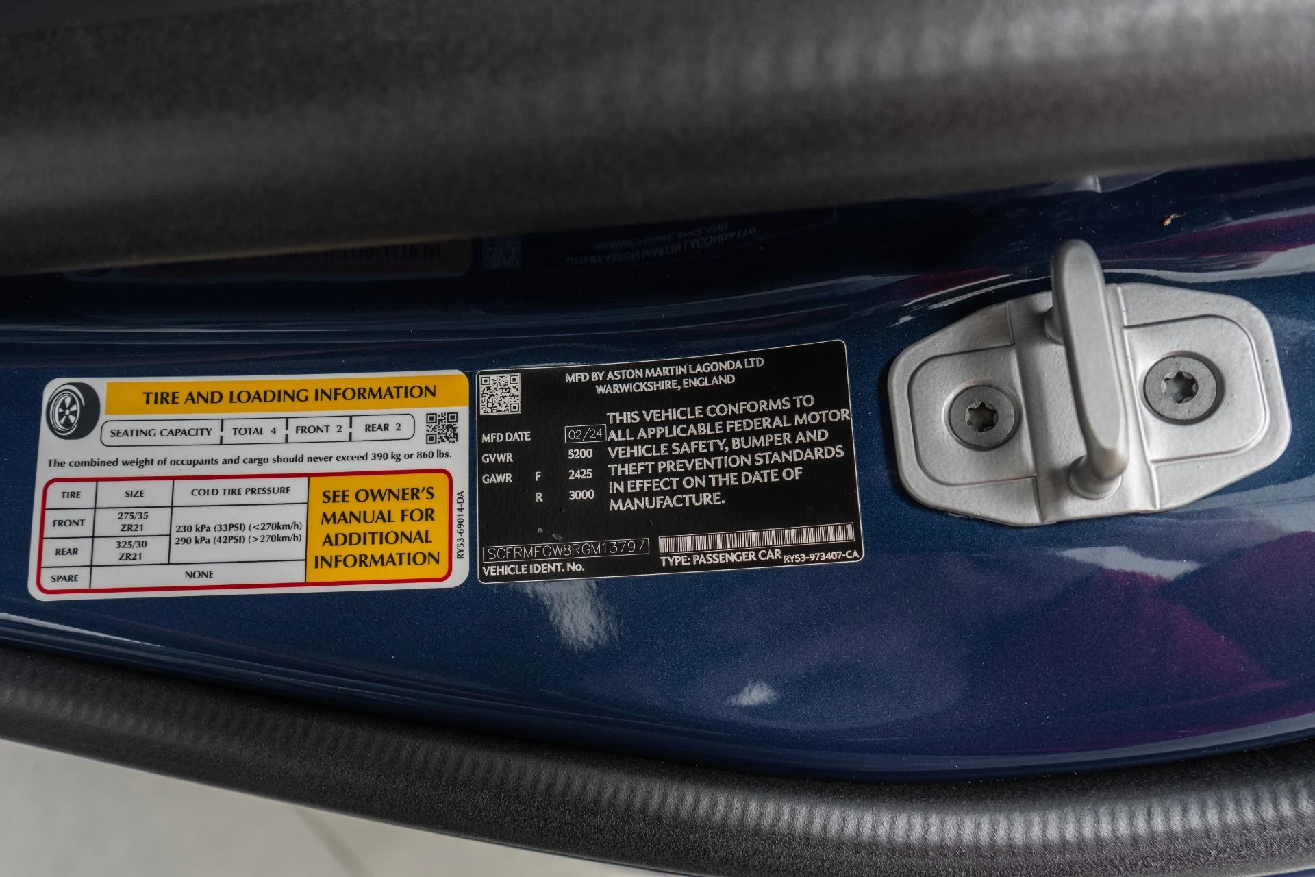 mph019_3956336322_Used_2024_Aston_Martin_DB_12_Volante_Carbon_Fiber_Bucket_Seats_Heritage_Paint_Color_1773867859_dd20c06ab2