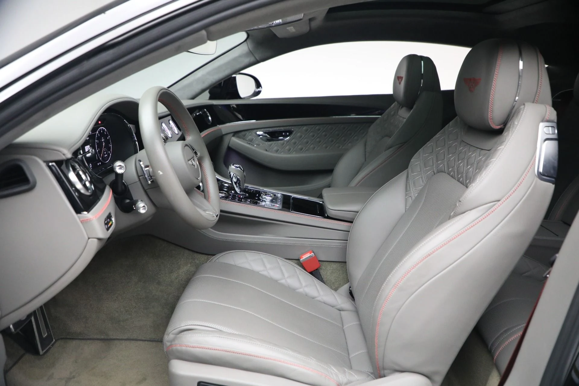 mph019_3957888843_Used_2022_Bentley_Continental_GT_V8_1770137307_bf5687e789