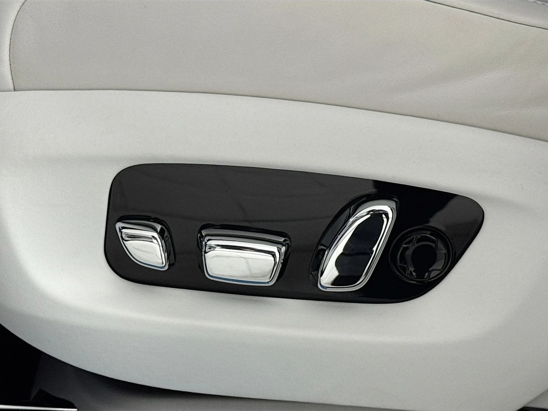 mph019_3961450380_fb8cd25c77326a3f4edda4216cacaa07x_681311169e