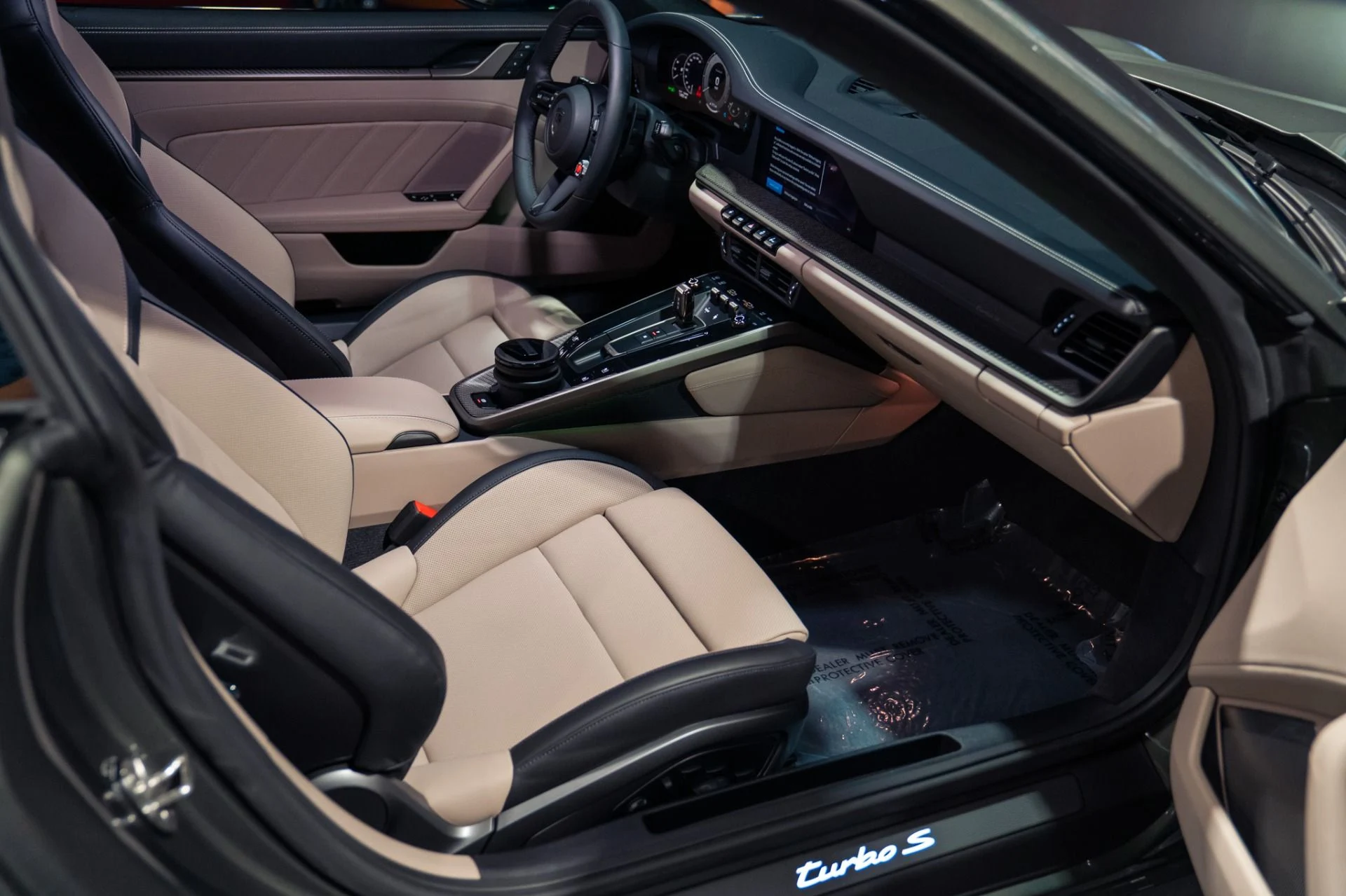 mph019_3968800733_Used_2026_Porsche_911_Turbo_S_Carbon_Interior_Exterior_Pack_1785948414_a69281dd5d