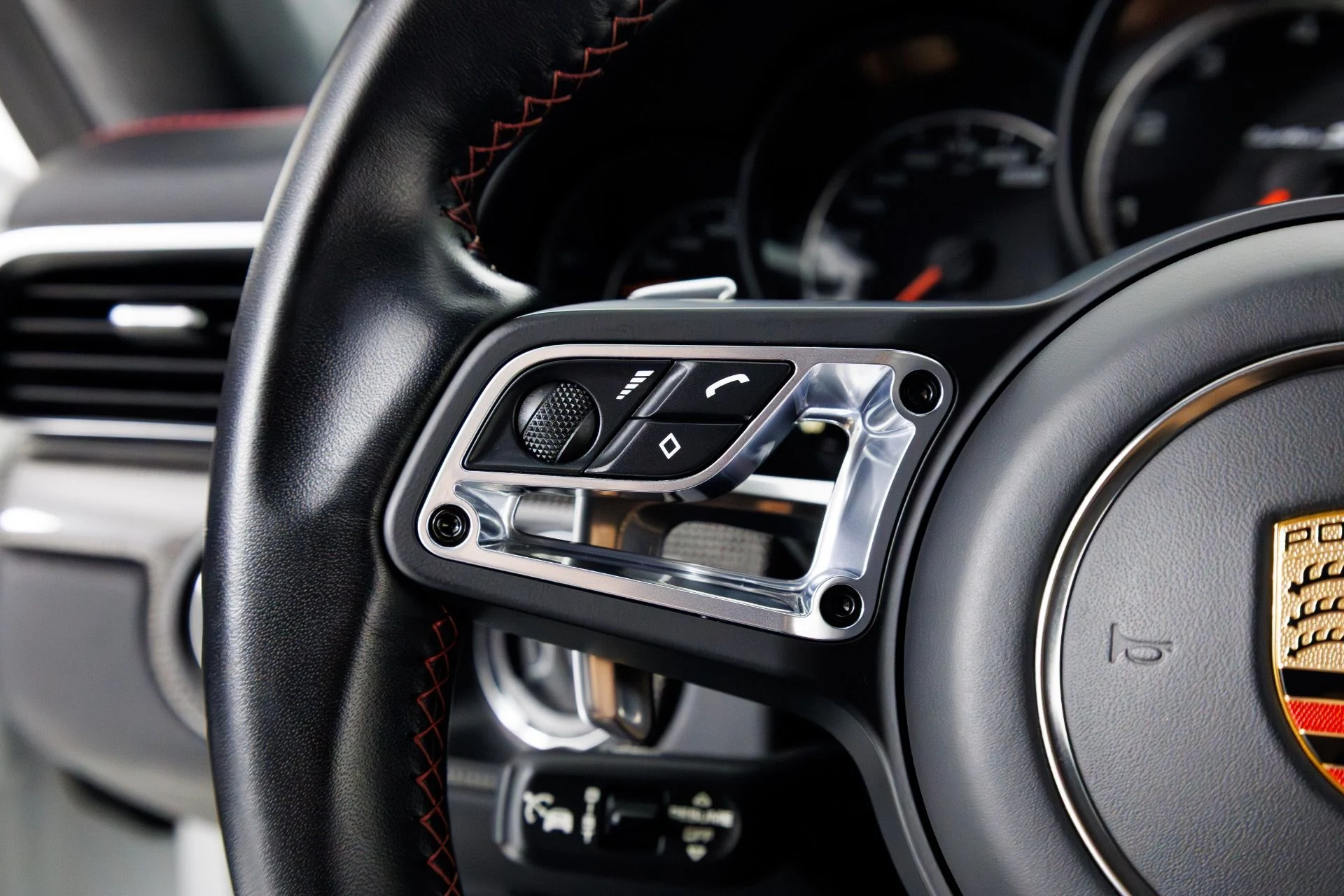 mph019_3971239390_Used_2019_Porsche_911_Turbo_S_1769802405_c72f6ba62a