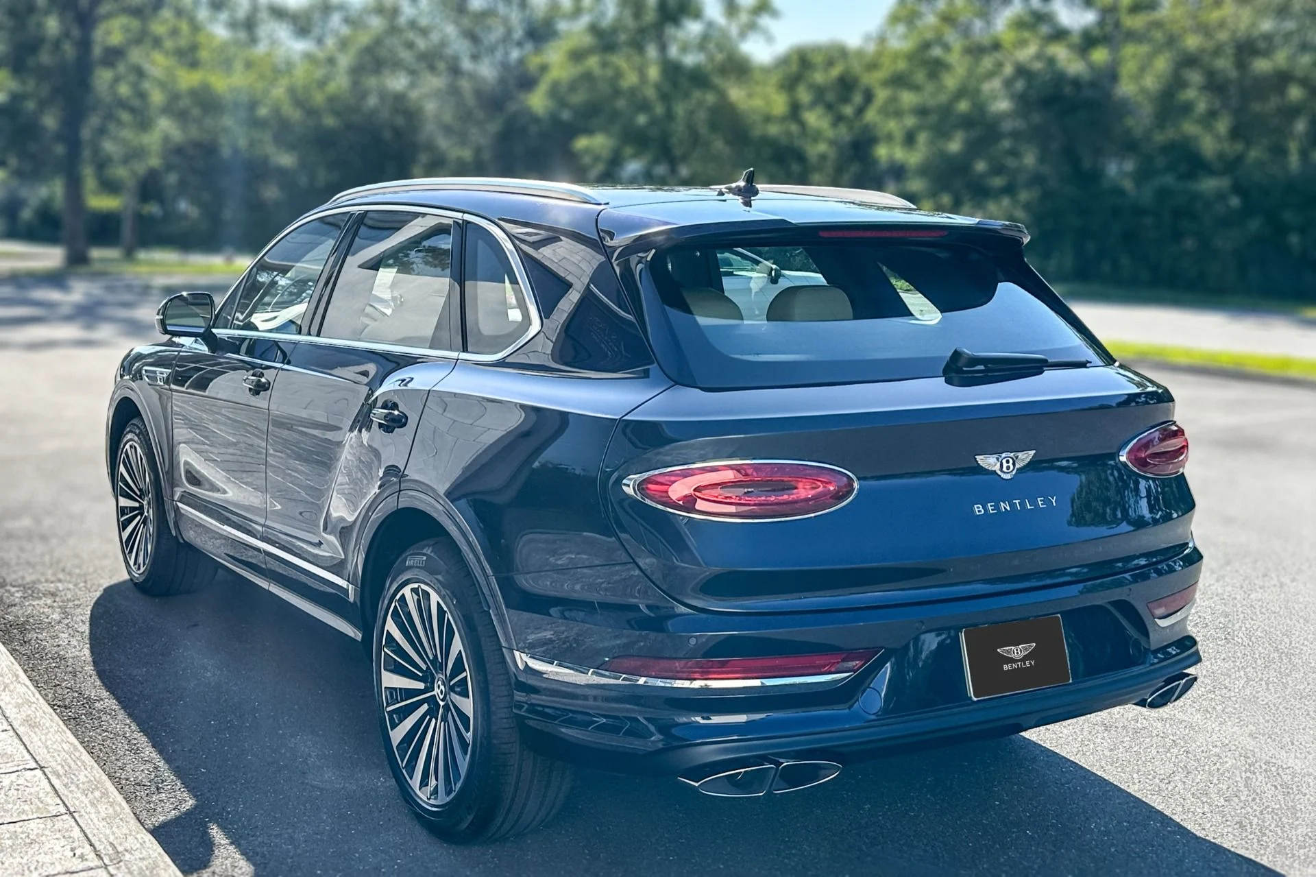 mph019_3973846580_New_2026_Bentley_Bentayga_V8_1783695010_f68558fa19