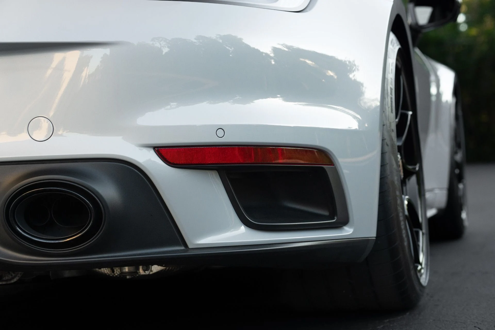 mph019_3974628087_Used_2024_Porsche_911_Turbo_1762281596_f262ee81ed