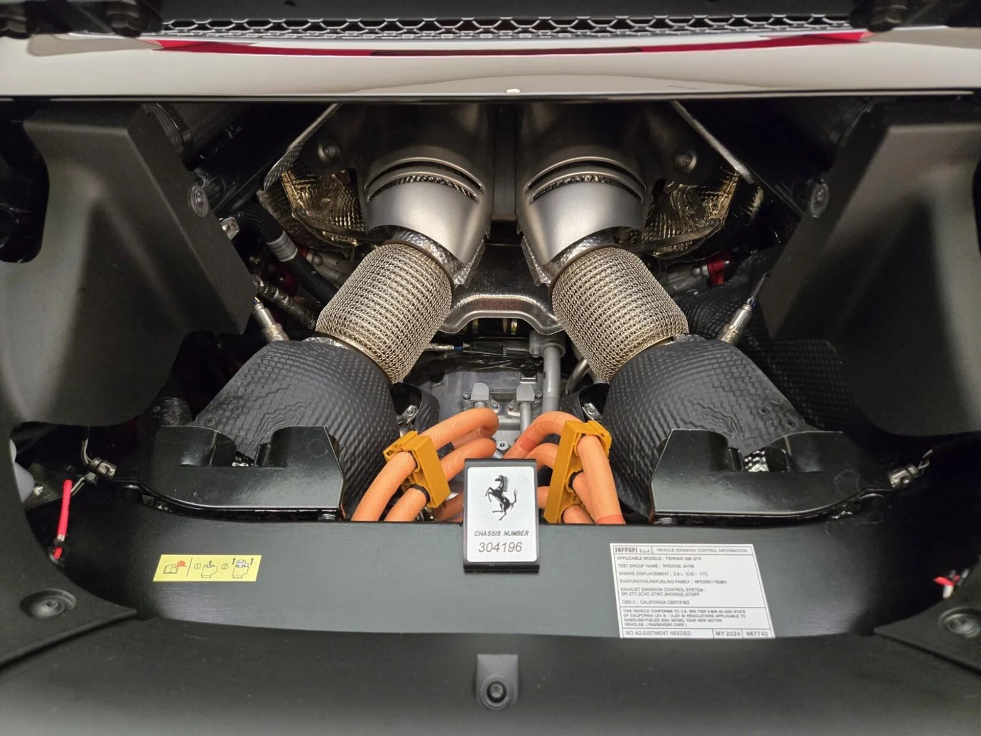 mph019_3981896264_Used_2024_Ferrari_296_GTS_1753251938_e083b84330