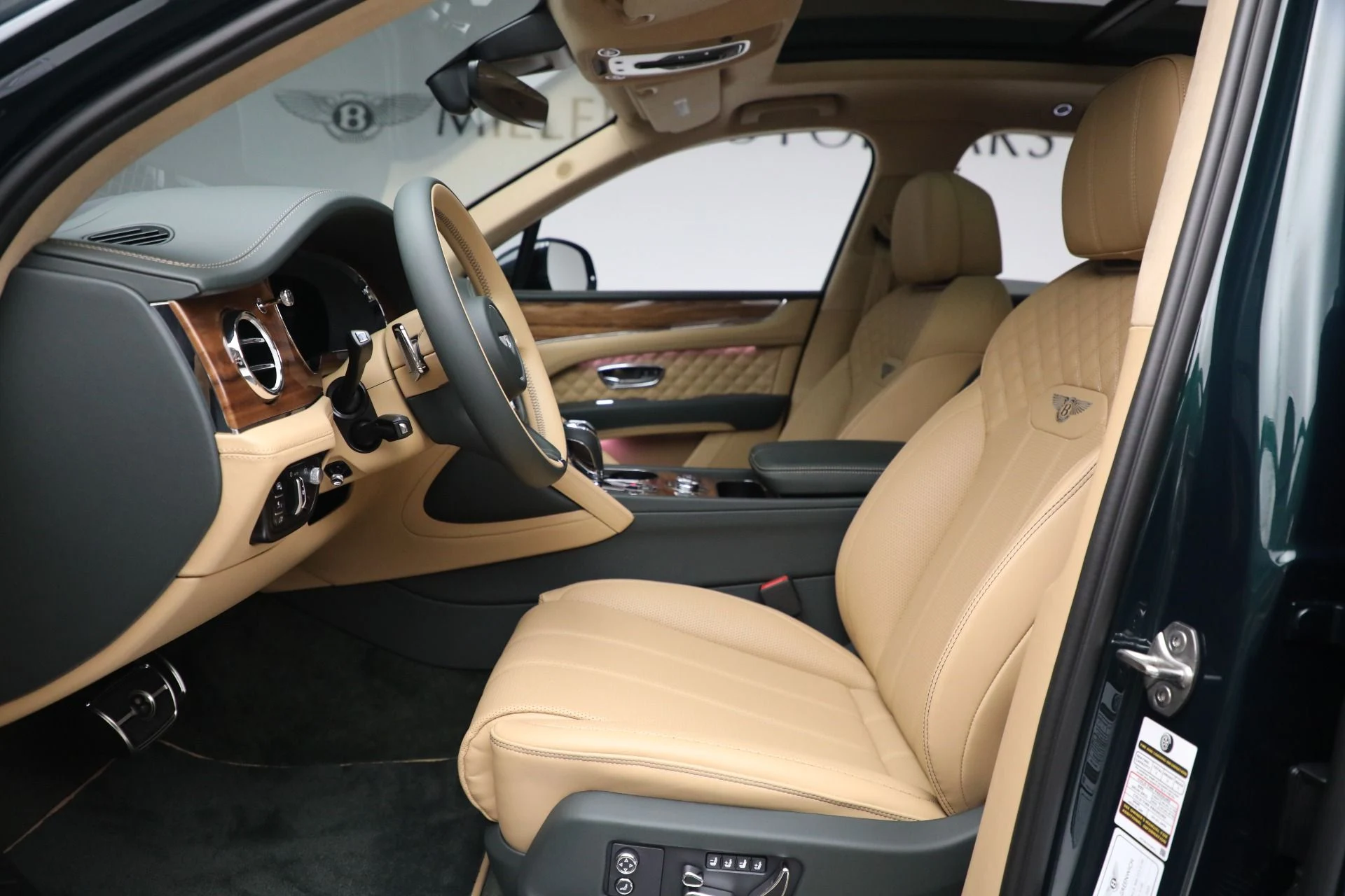 mph019_3983095370_Used_2023_Bentley_Bentayga_Azure_Hybrid_f87160fb8c