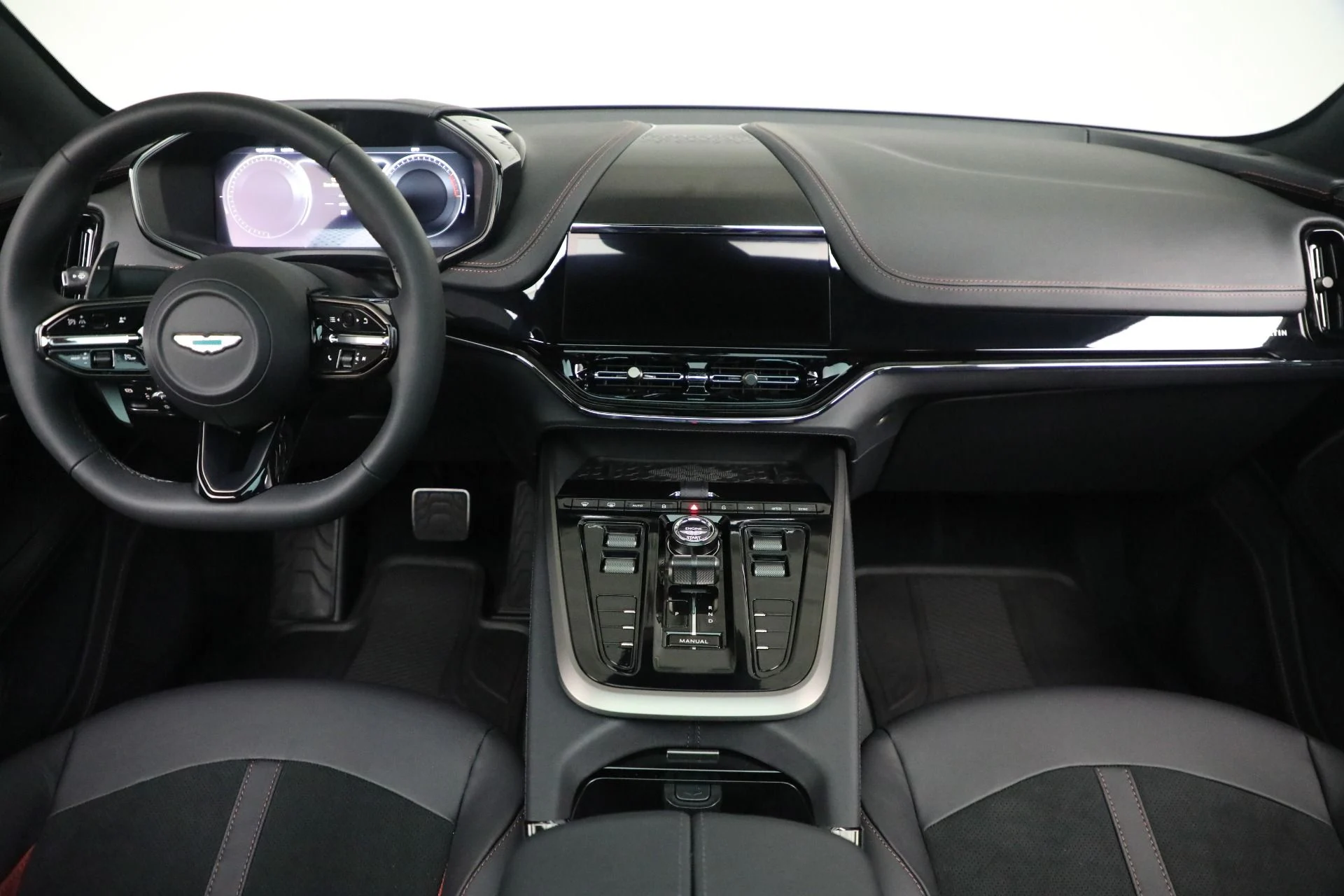mph019_3984357824_New_2025_Aston_Martin_DBX_707_707_4d52fa797a