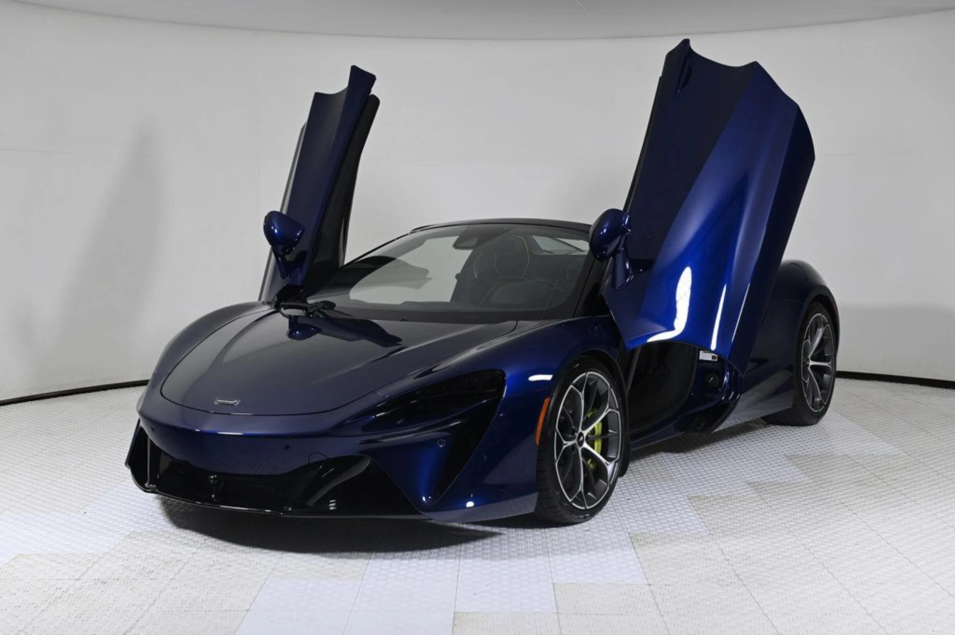 mph019_3988301216_new_2026_mclaren_artura_techluxspider_11350_22992412_20_1024_6bbf3eb97c