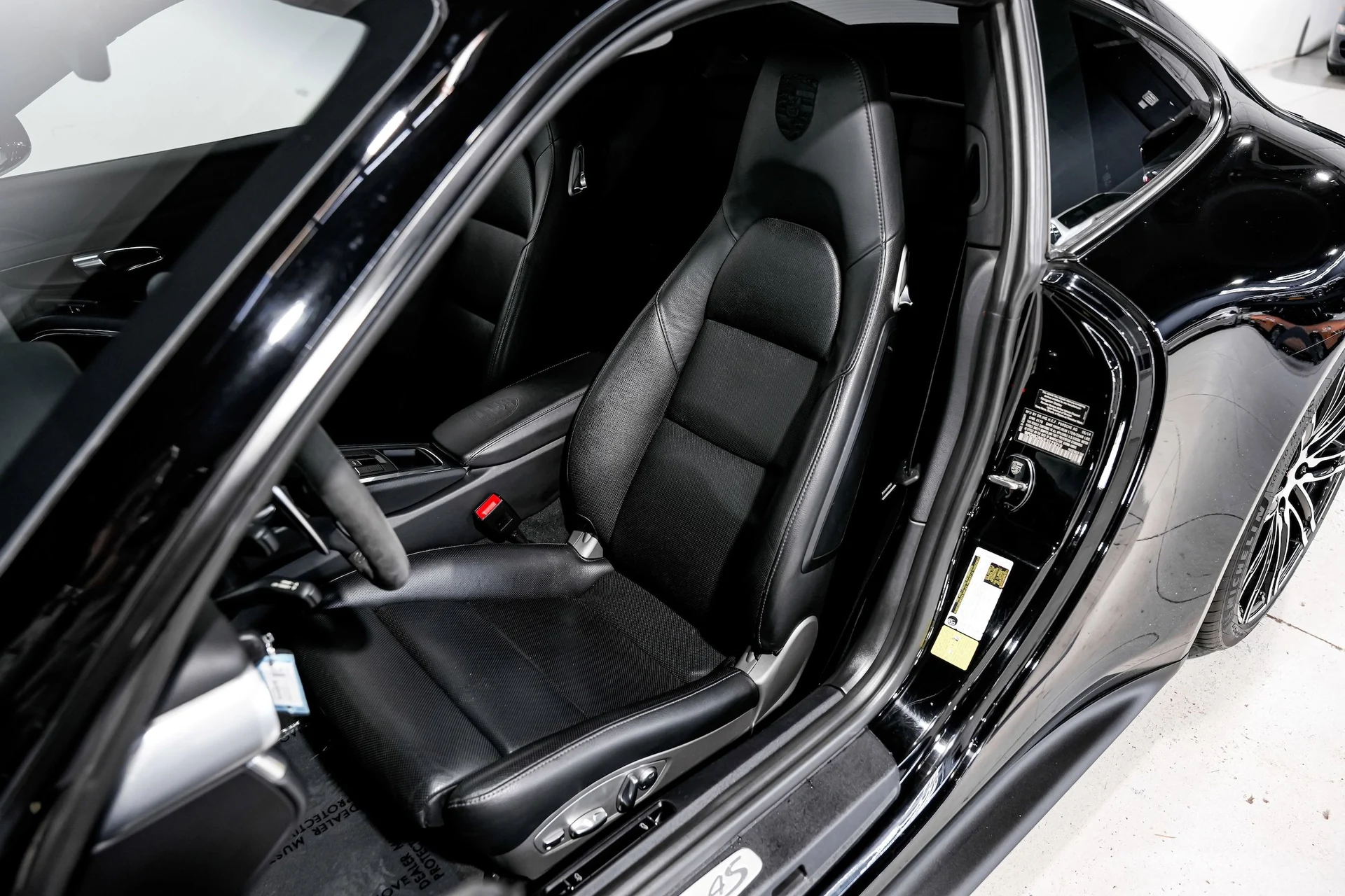 mph019_3990275557_ff5319ad73bc1d48f3df968026cf17c9x_0aed705d97