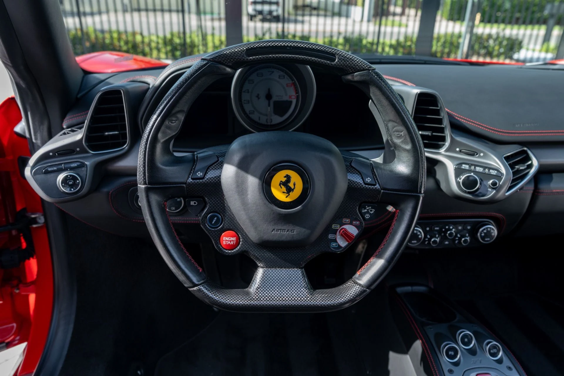 mph019_3991823931_Used_2013_Ferrari_458_Spider_1786379806_8a8bc5e4fd