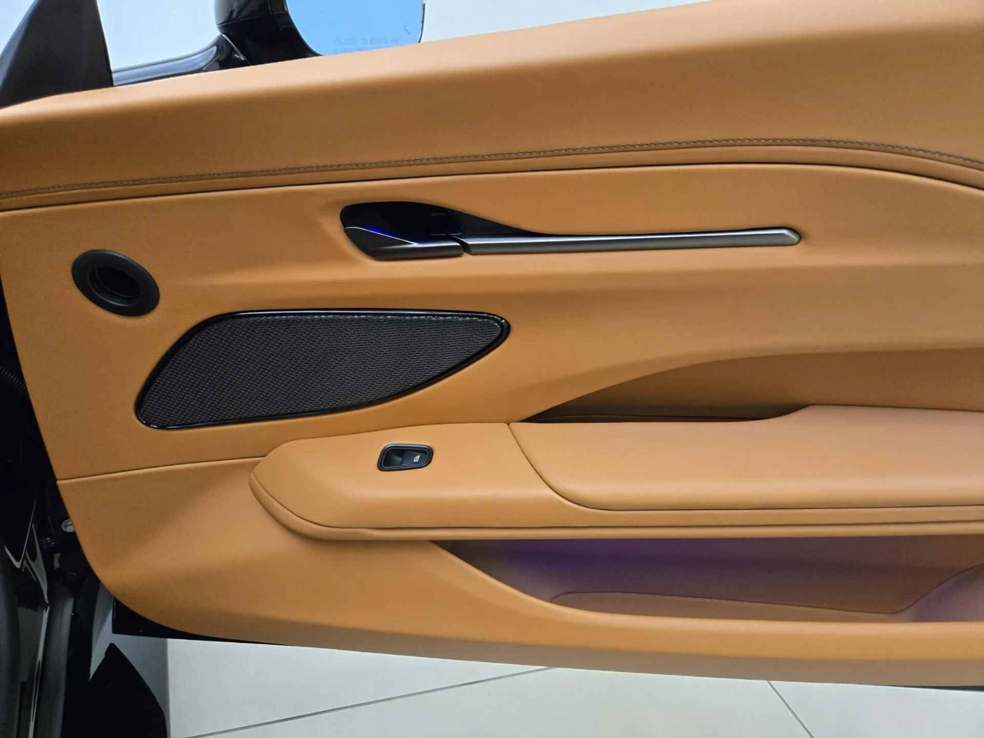 mph019_3994246372_New_2026_Aston_Martin_Vantage_S_1791609370_9568368f69