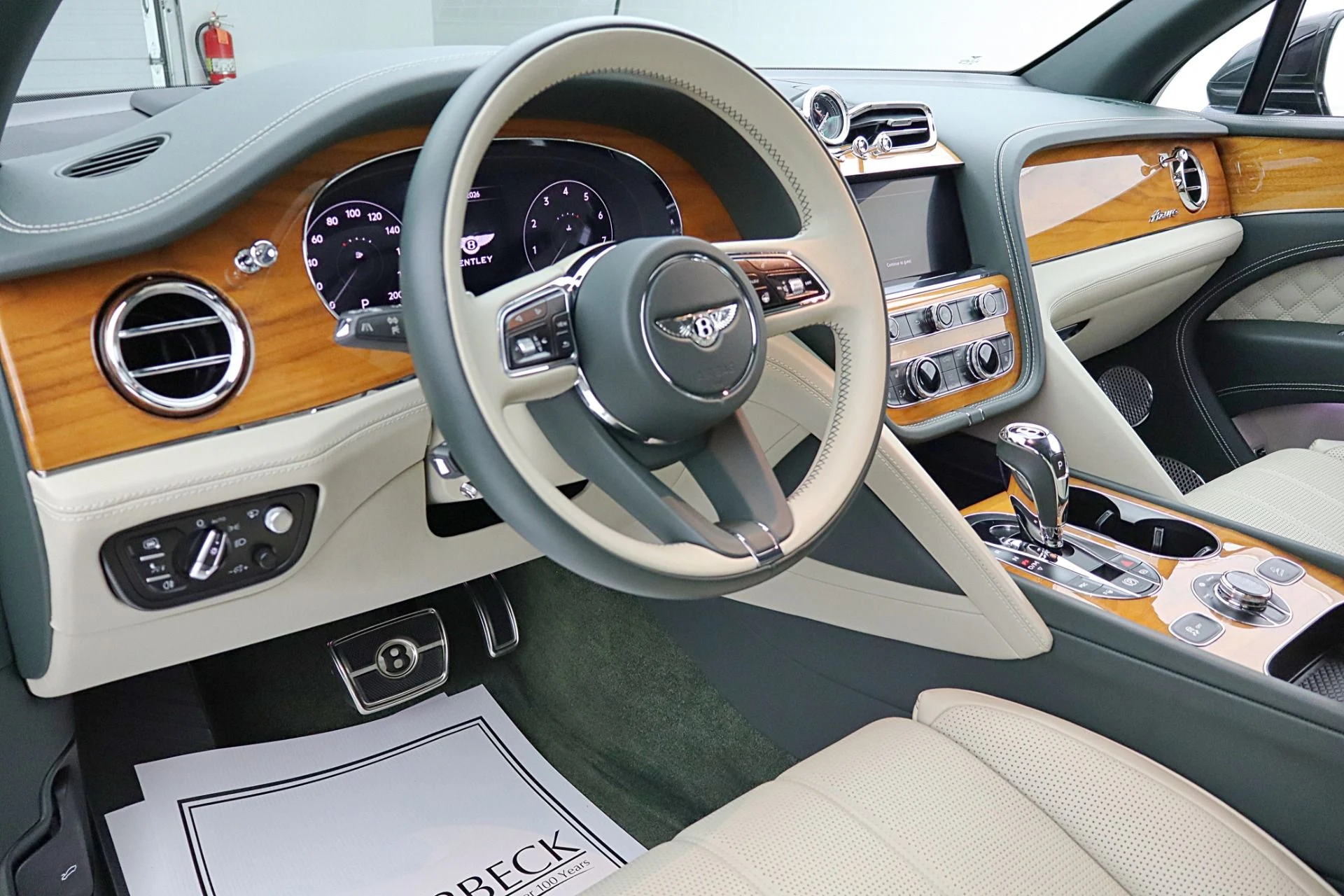 mph019_4000918774_Used_2023_Bentley_Bentayga_Azure_V8_980af132ad