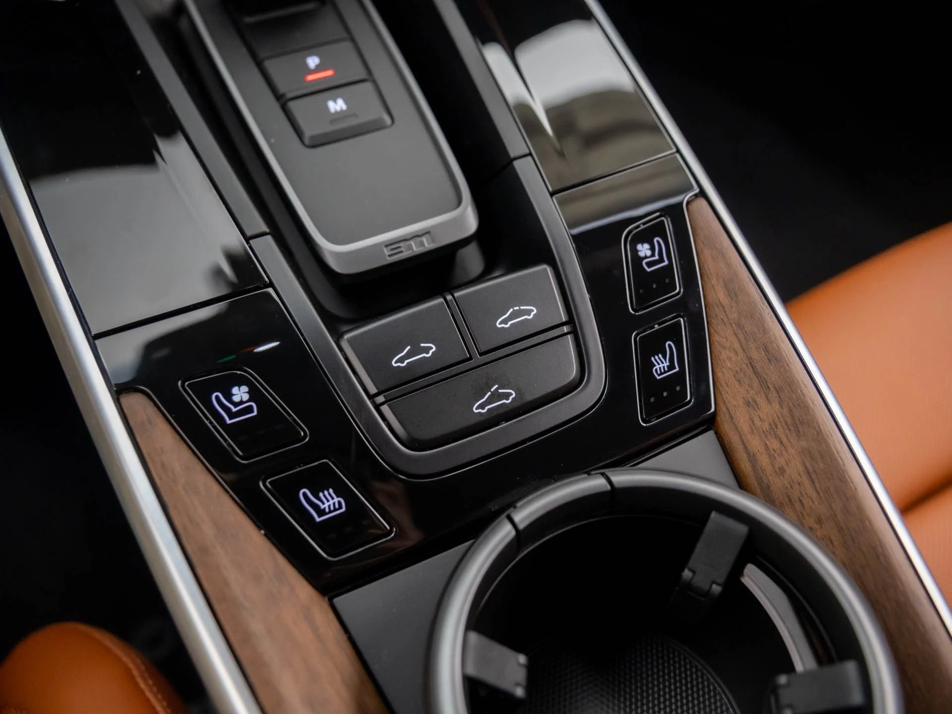 mph019_4001402964_81ee2dc1556884668a1aa65acde1d417x_916542a6c7