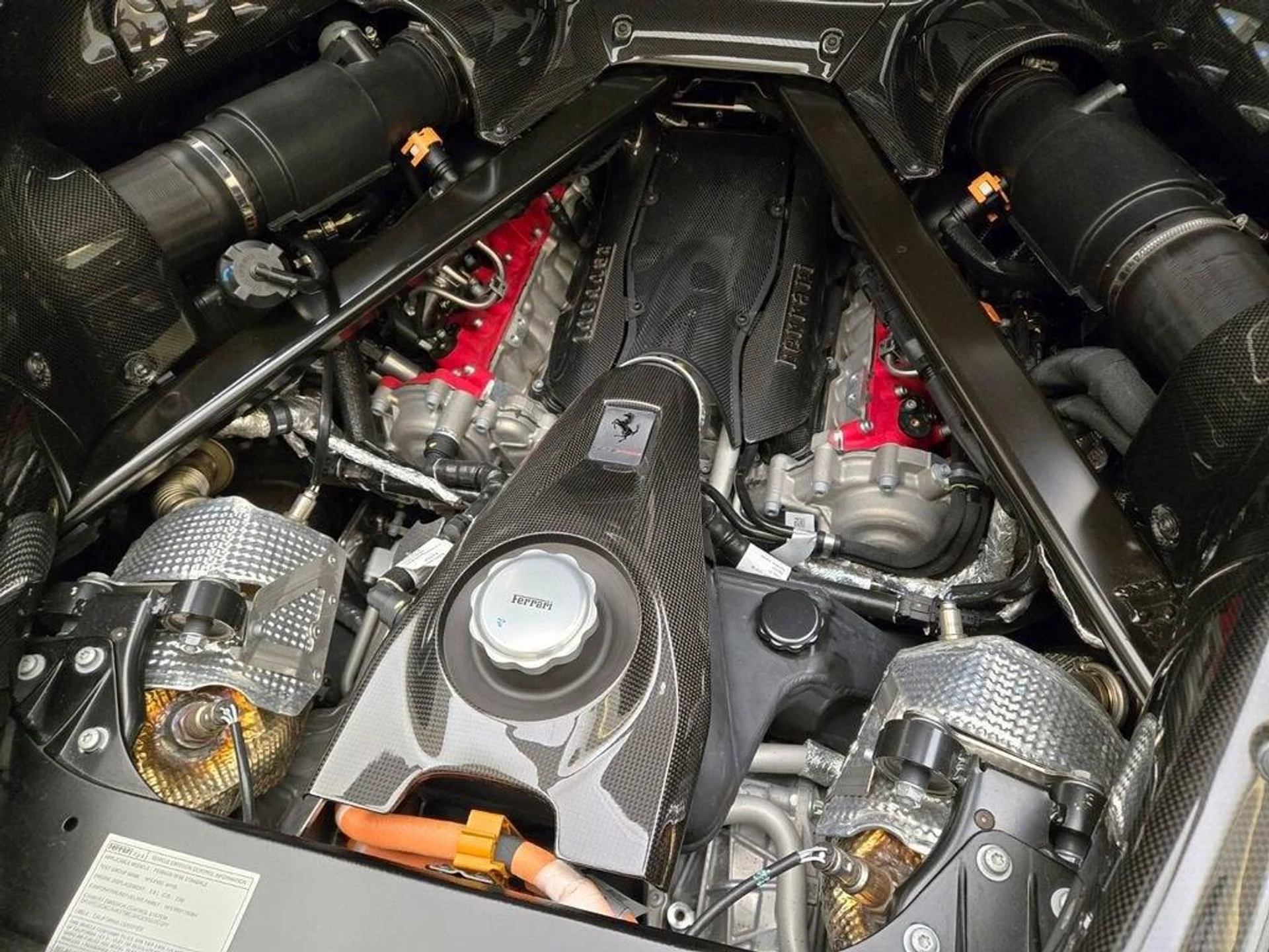 mph019_400573076_Used_2022_Ferrari_SF_90_Stradale_1771612496_63960bd92f