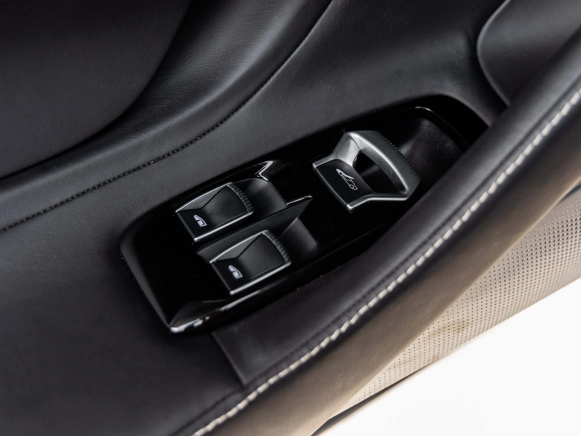 mph019_4014189318_20_018dd3d068