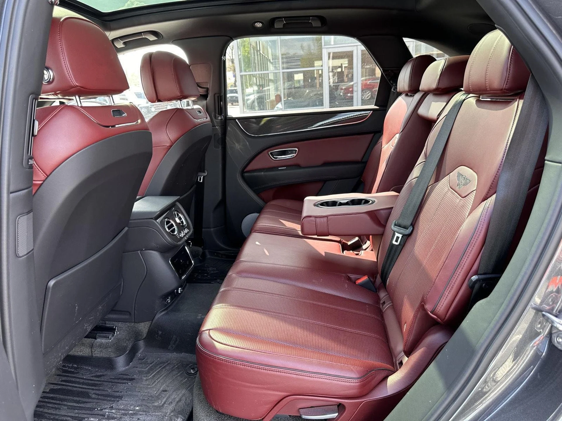 mph019_401472745_cf3ae84ff4361c7db7c8e548cc0e99f2_11aef07384