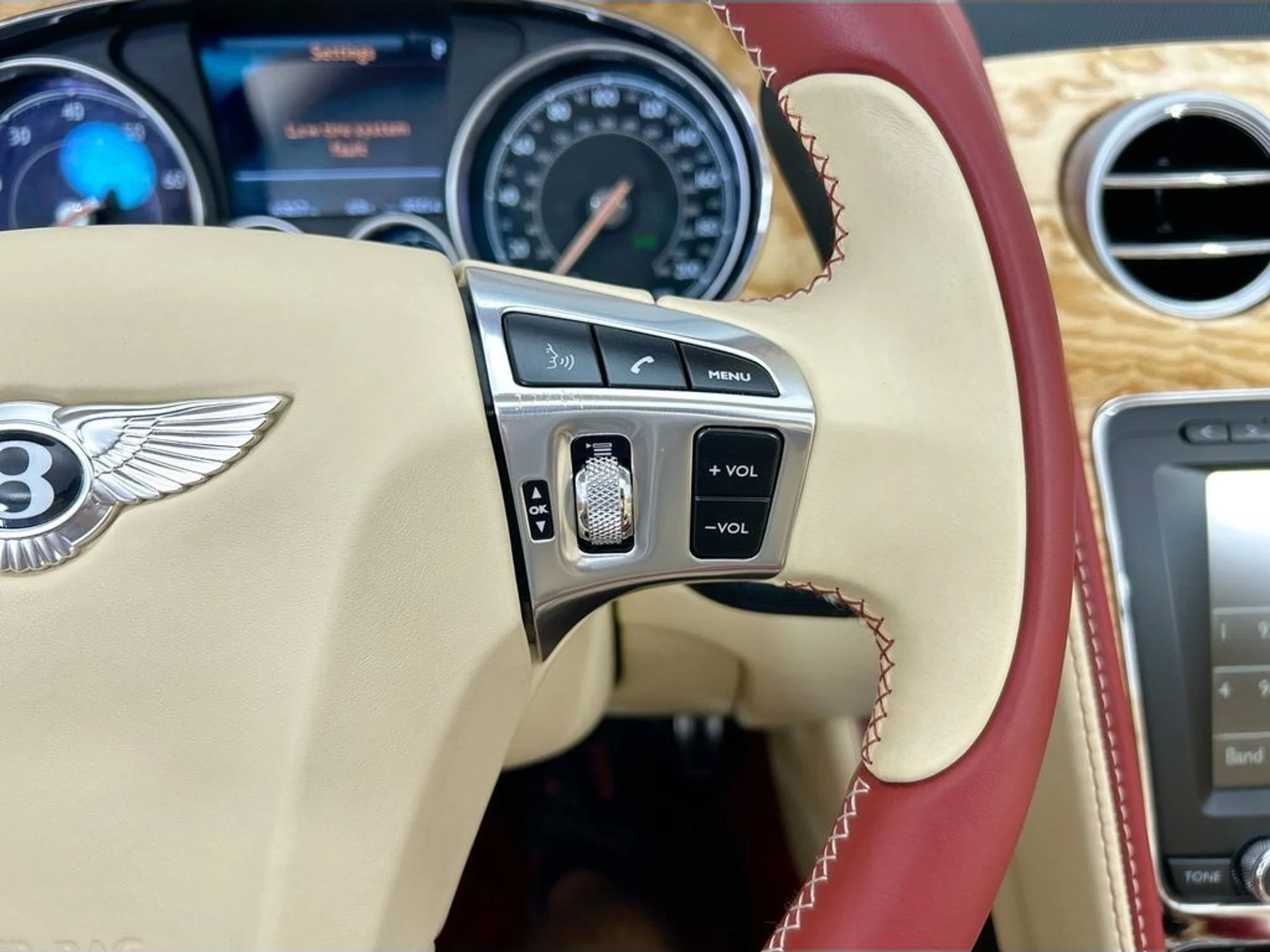 mph019_4015744167_used_2017_bentley_continental_gtv8convertible_8119_22991811_20_1024_7dcb7a9b09