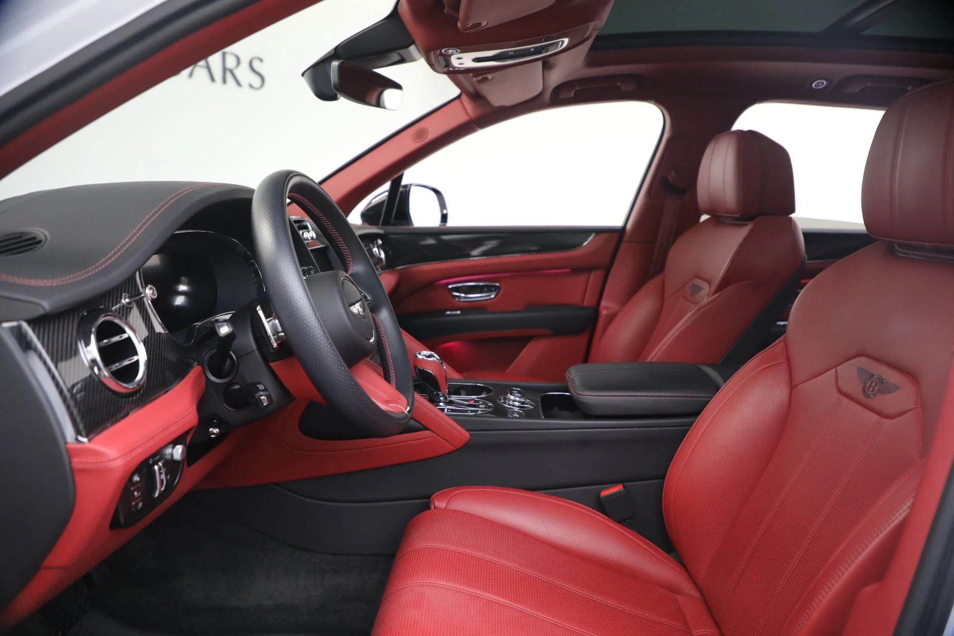 mph019_4019844438_Used_2023_Bentley_Bentayga_S_V8_1775660767_fd1ec3b0bc