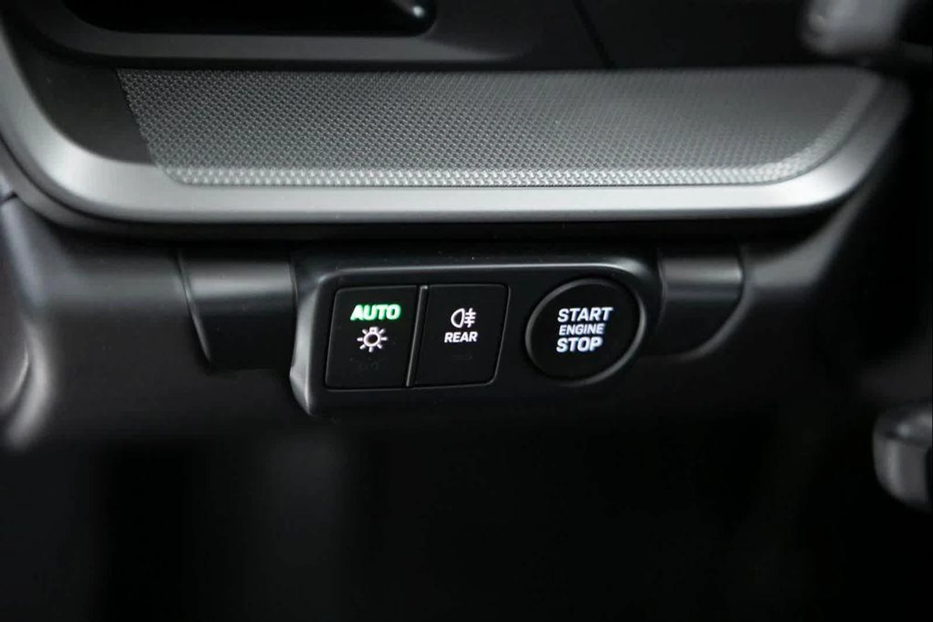 mph019_402760627_8_JY_Tc_Sh_Zw_W_np_IO_5lv_Fr5up_P_Tc_d68449fada