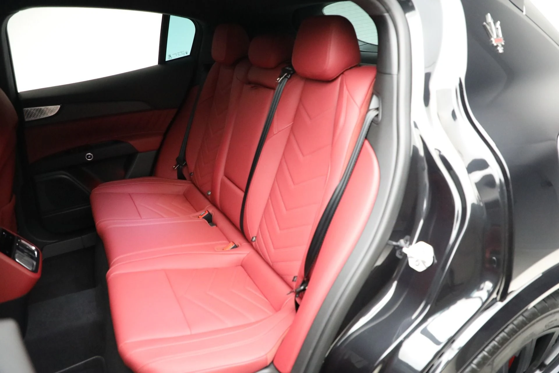 mph019_4029603952_New_2025_Maserati_Grecale_Trofeo_93b66ce6b0