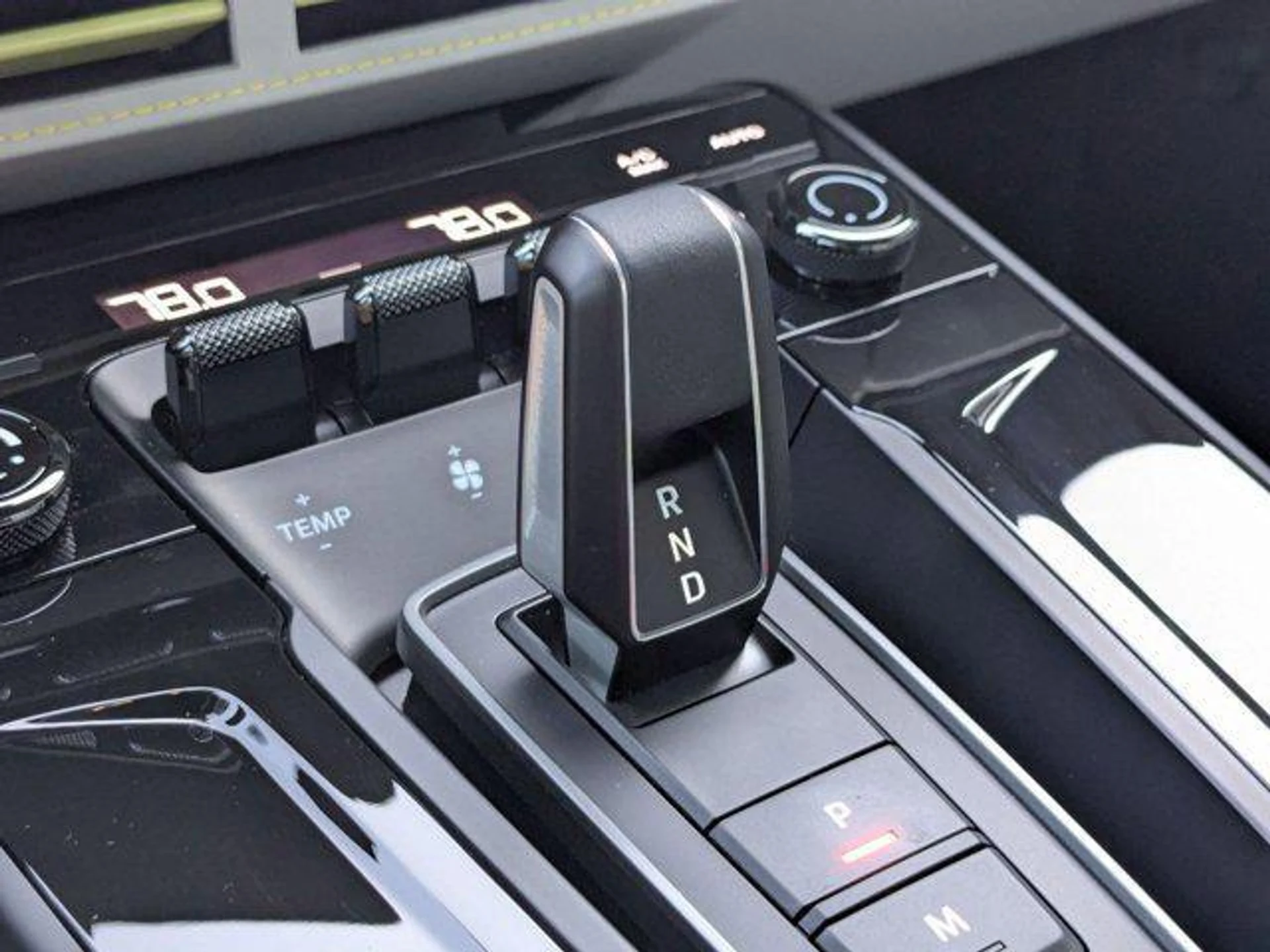 mph019_4033933495_7_A_Ve_Pt_IZ_51_Kr_iq_QIFGS_9_UW_Eg4s_341300e35e