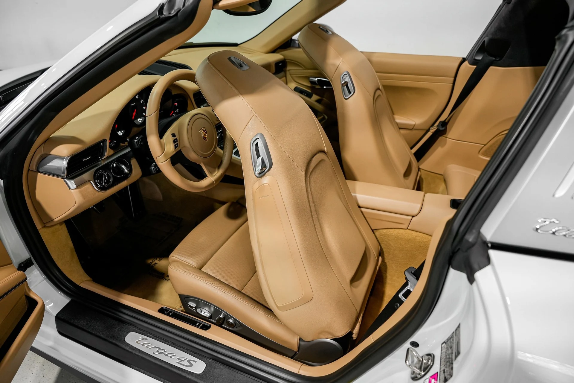 mph019_4035182700_8721f8f3511840e970a4a1ac8bdc8031x_e6c453c2f3