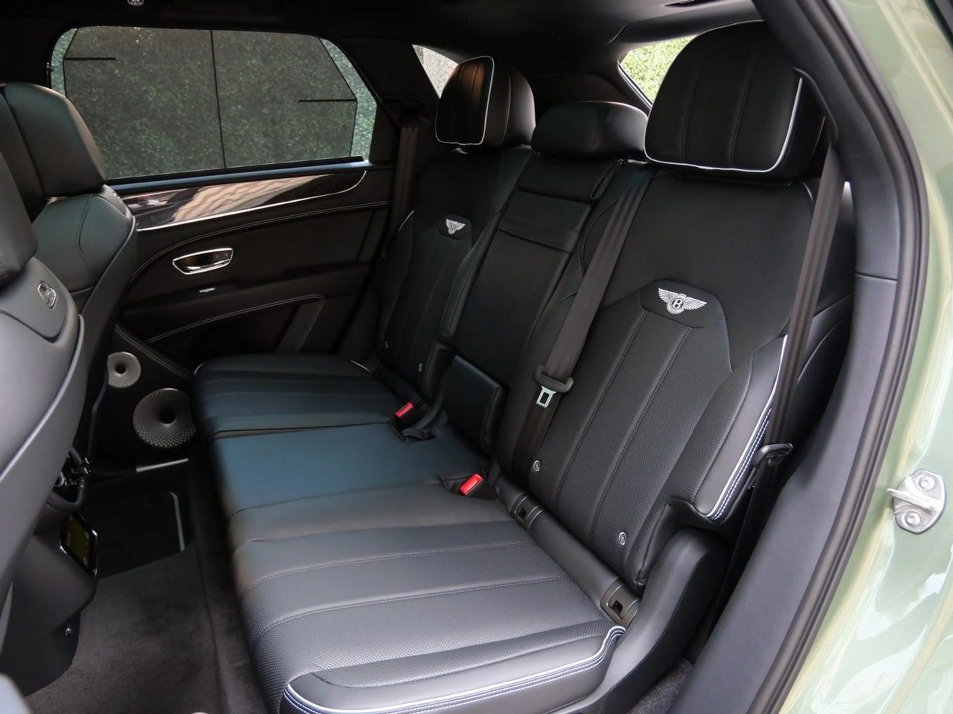 mph019_4035559324_0a47b875309d15c56c6dab8659875e4fx_97b2c661d4