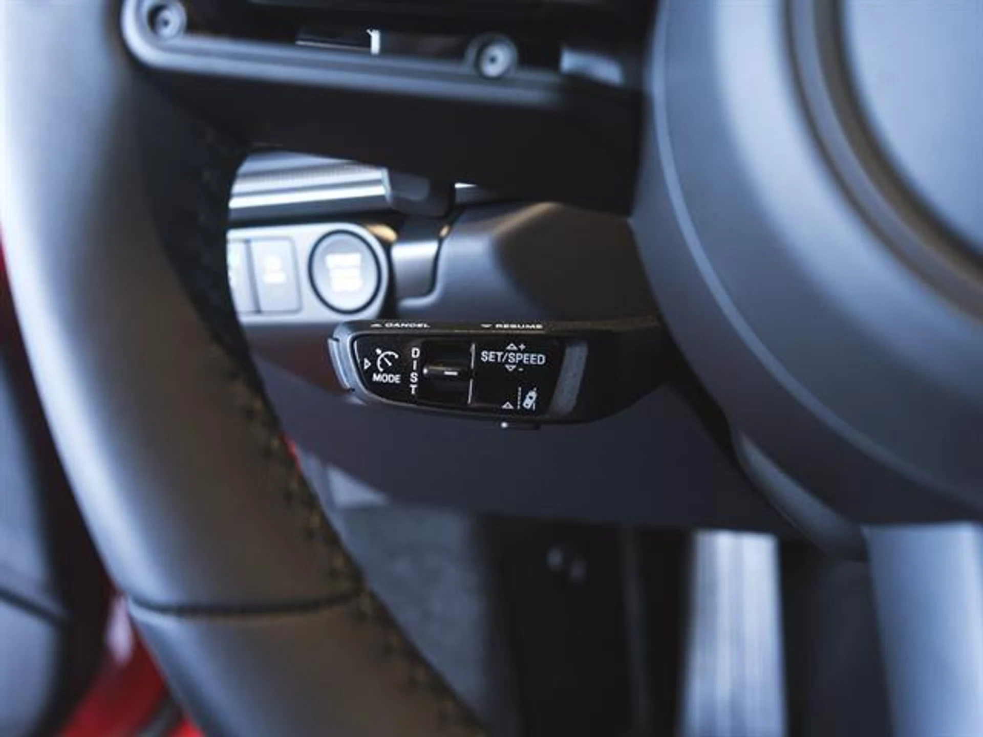 mph019_4039784455_eb_J5_C_Fs2_Yv_VV_Hs_Zd_LO_0_Y_Xy_WIK_8_fdfe3d7836