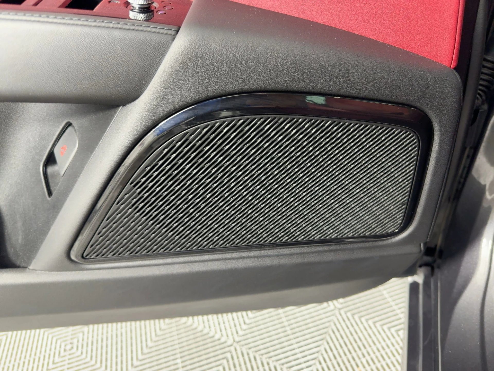 mph019_404350391_f62bf58bbb8e183f21039ecf8f4fcce4x_5747e012ab