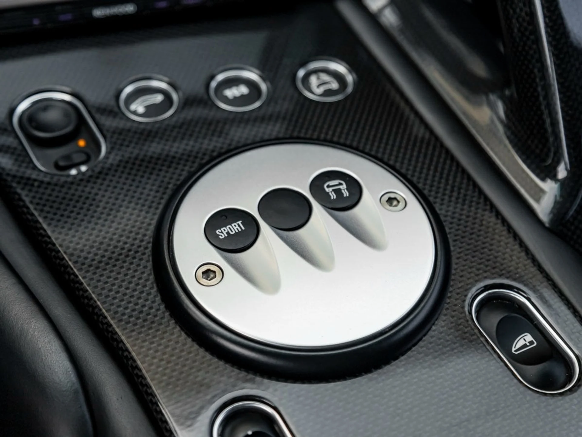 mph019_405181794_20_d4d911685d