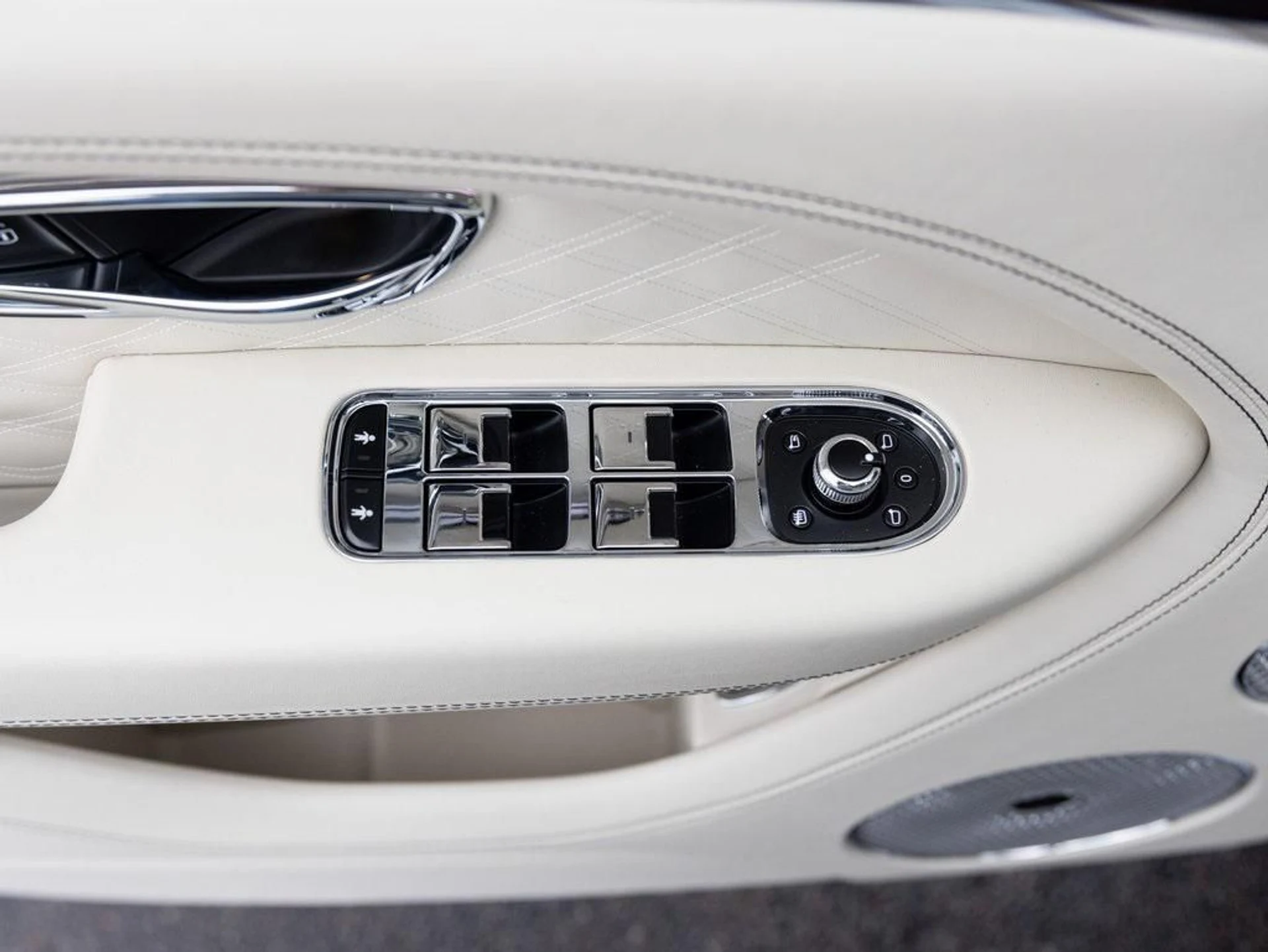 mph019_4057834496_403809831_67c233e46b5617b02de63639_aa5d3815a3