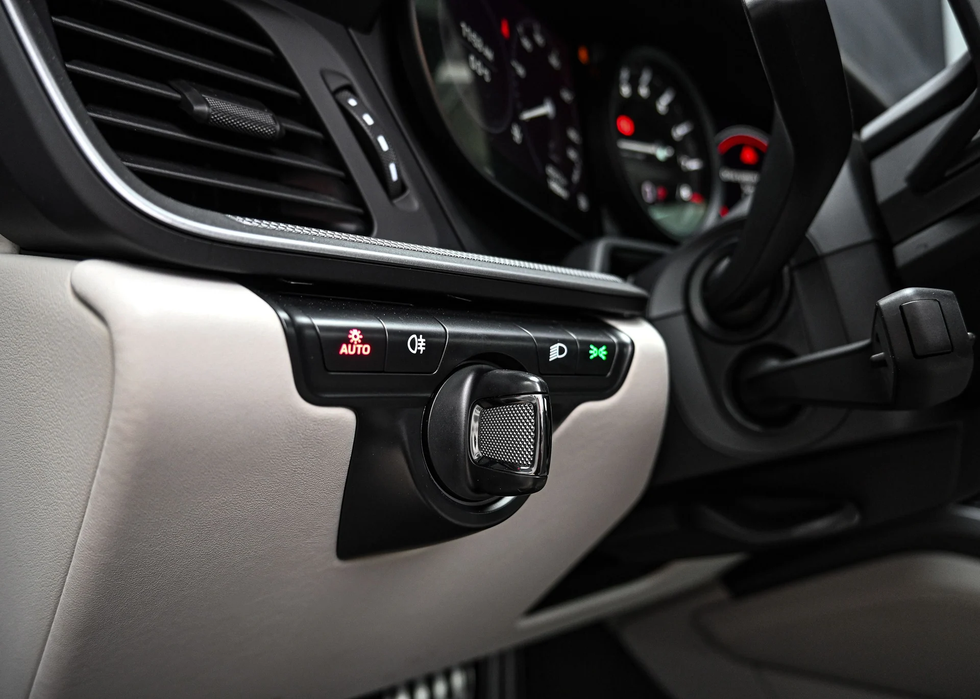 mph019_407438442_392206c7_647e_4308_943b_30c306d015c7_36ef1dae0f