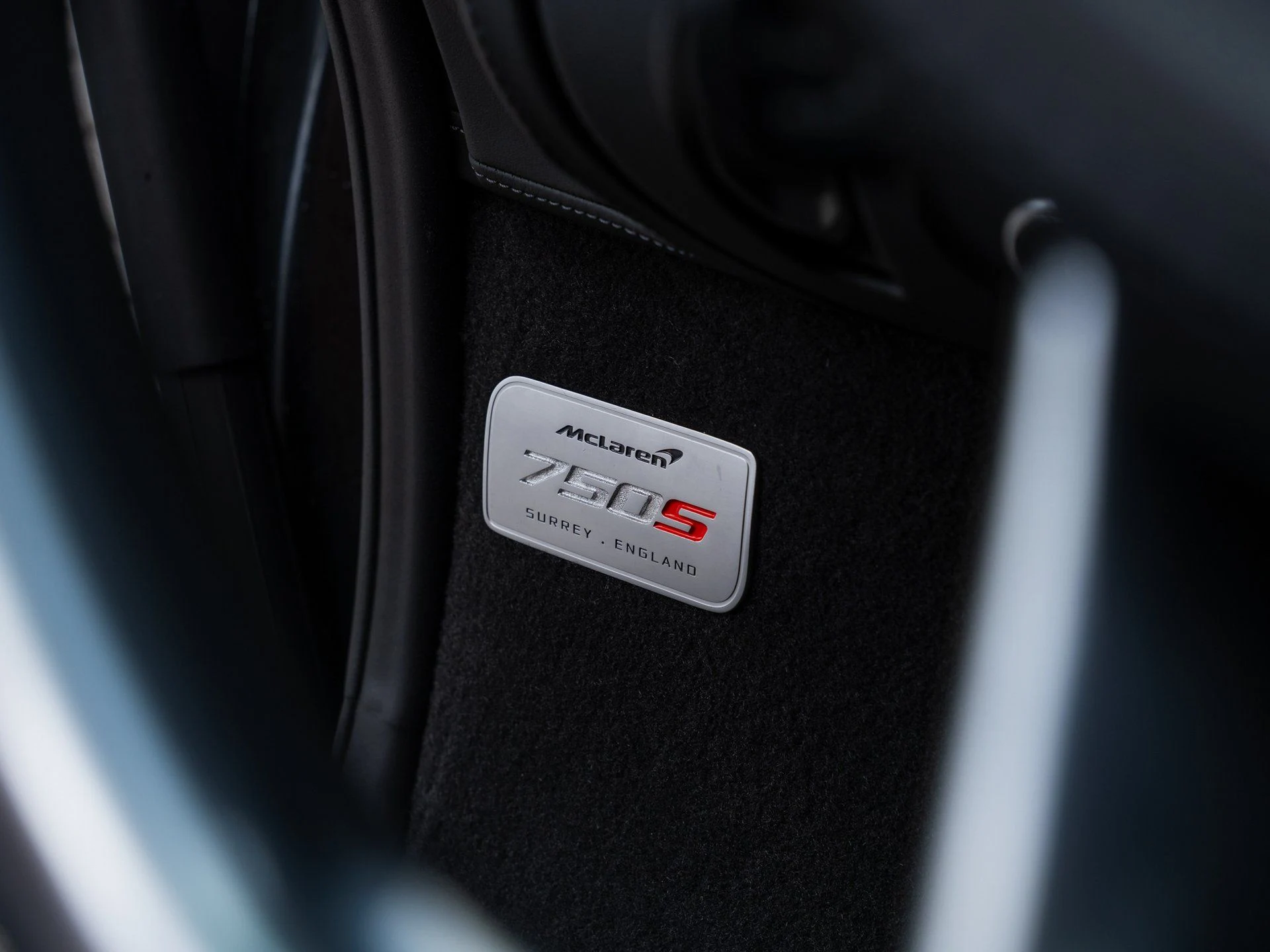 mph019_4080101148_03944802bca61fe78361c3c3109f9e86x_f8f0db9905