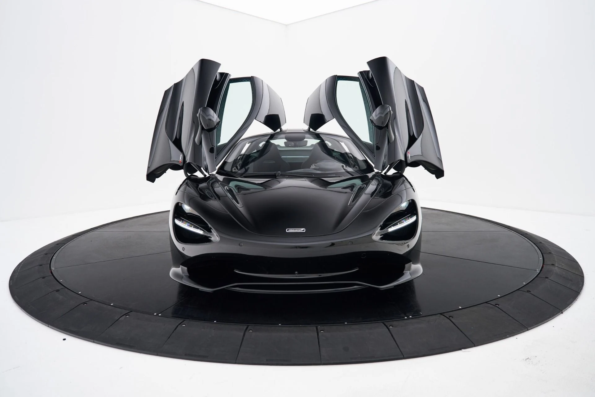 mph019_4080376942_Used_2025_Mc_Laren_750_S_1792693473_124e020c24