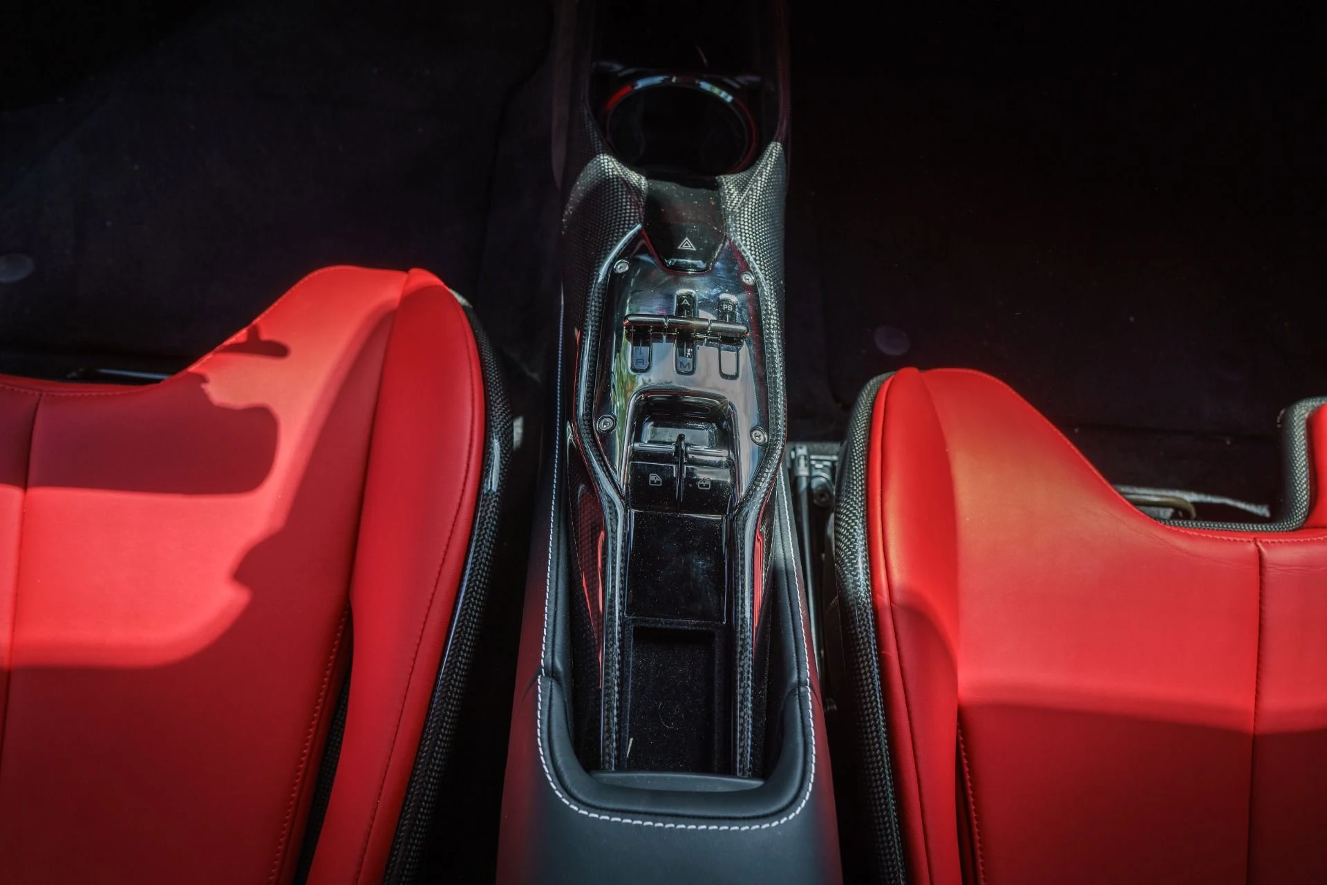 mph019_4084639907_Used_2023_Ferrari_SF_90_Stradale_1778270898_07503b6510