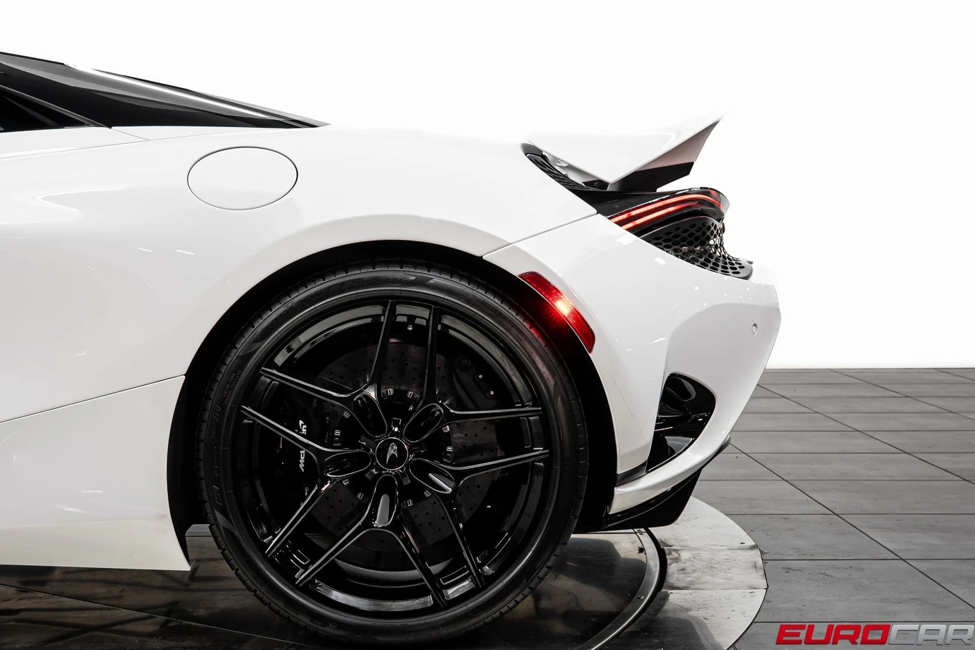 mph019_4090111312_image_20_d3609a94ec