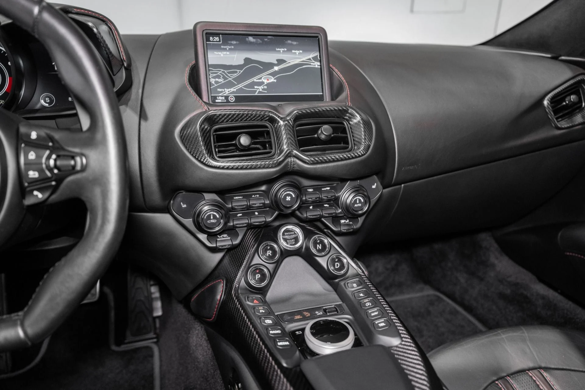 mph019_4090826169_Used_2023_Aston_Martin_Vantage_V8_1772854371_0279109cad