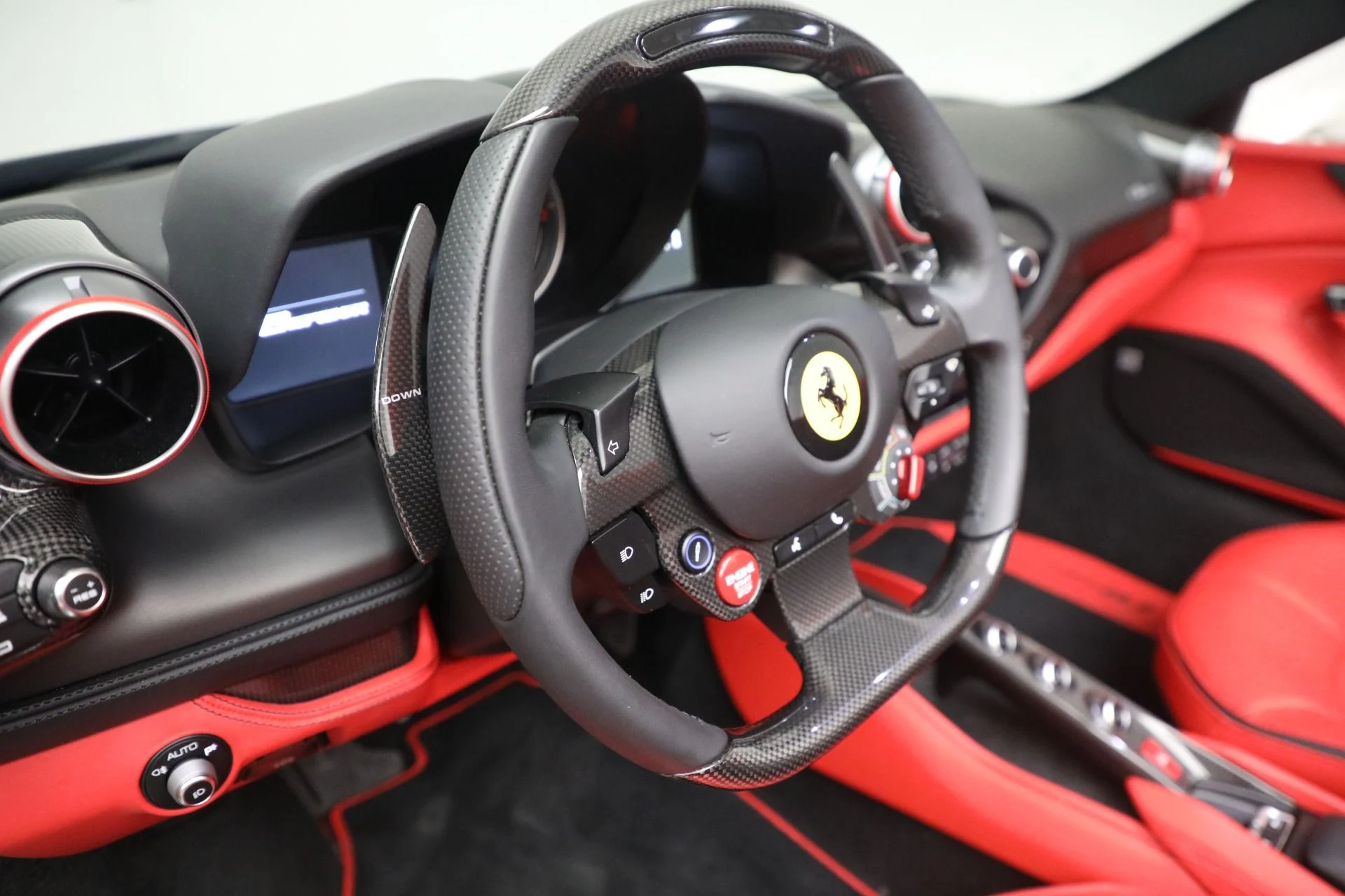 mph019_4092249672_Used_2023_Ferrari_F8_Spider_1729612725_0033feb1c3