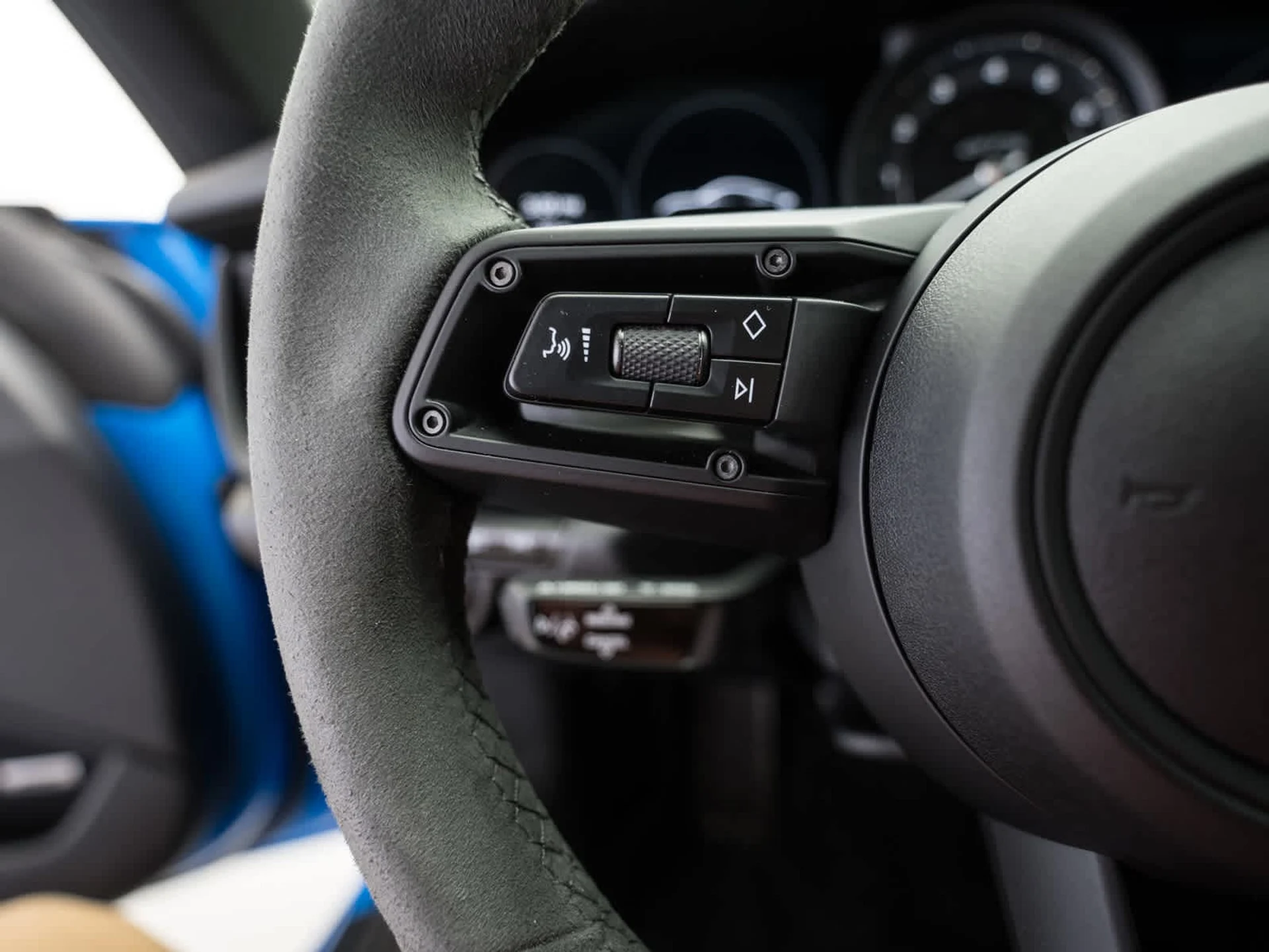 mph019_4093344539_3b56fdde6f9bbf7b3fe3f4288561dbfdx_3b71e62ce4