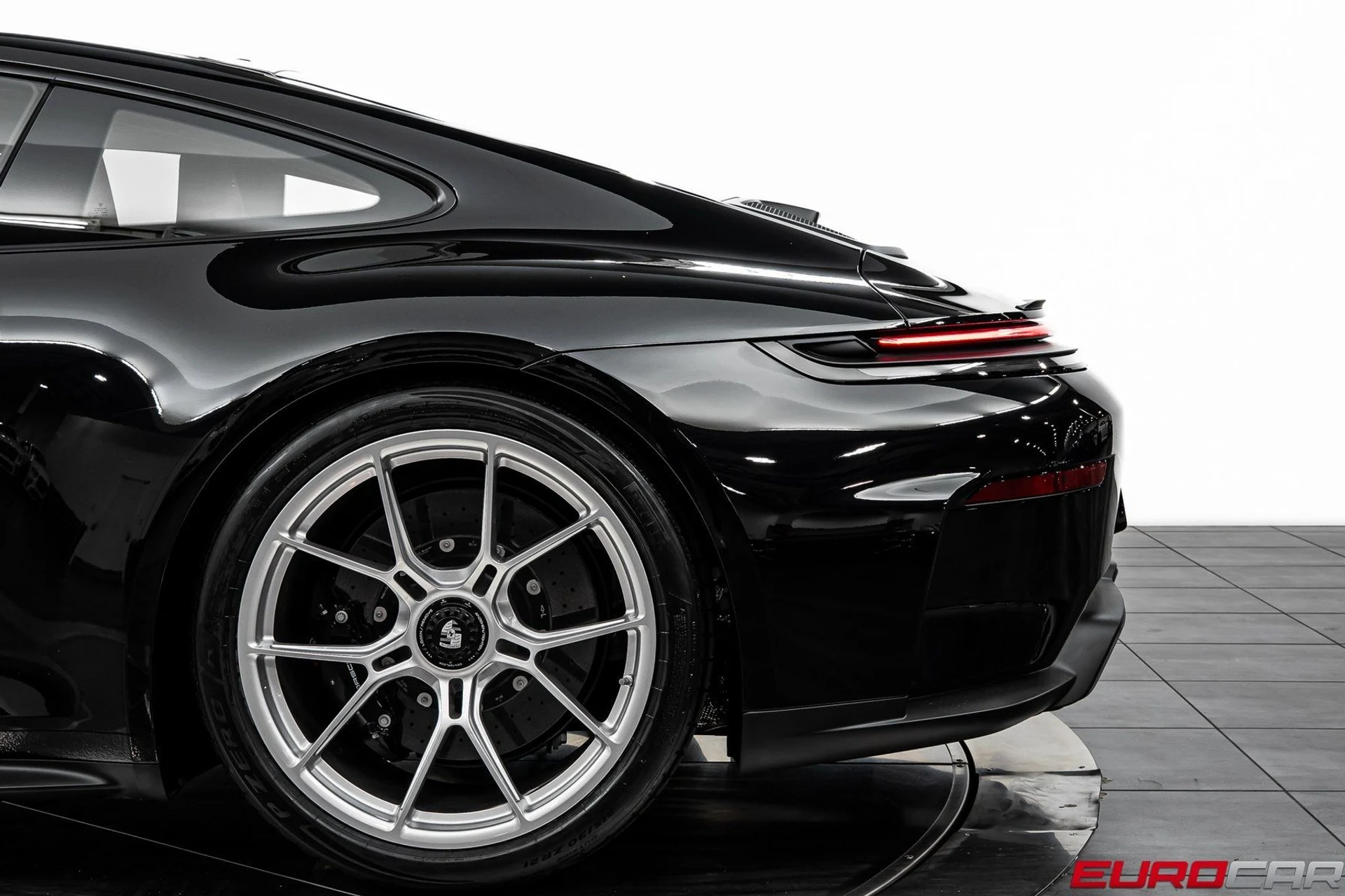 mph019_4099144122_image_20_8e6423e598