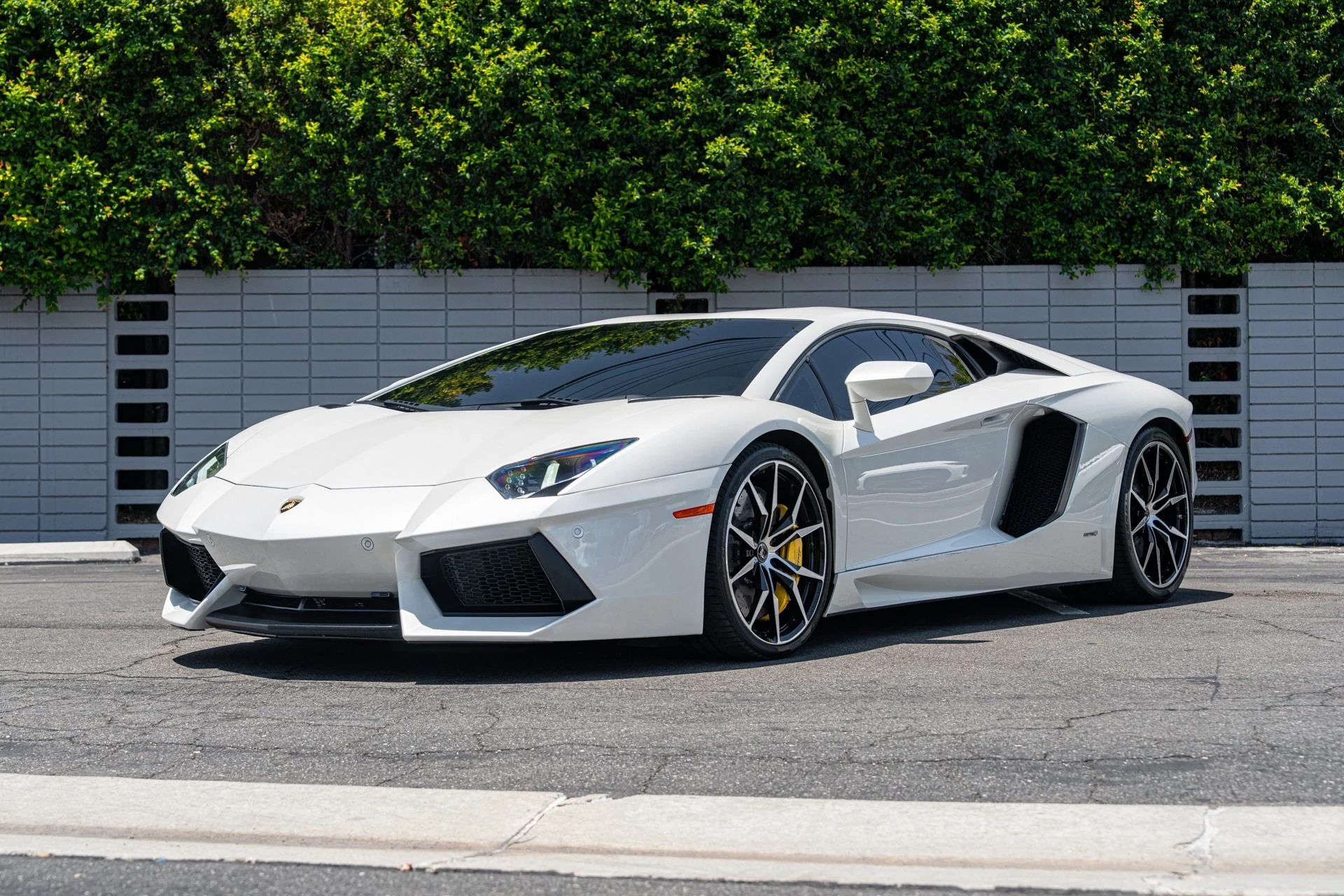 mph019_4104917220_Used_2013_Lamborghini_Aventador_LP_700_4_1753157582_861e0eaeb3