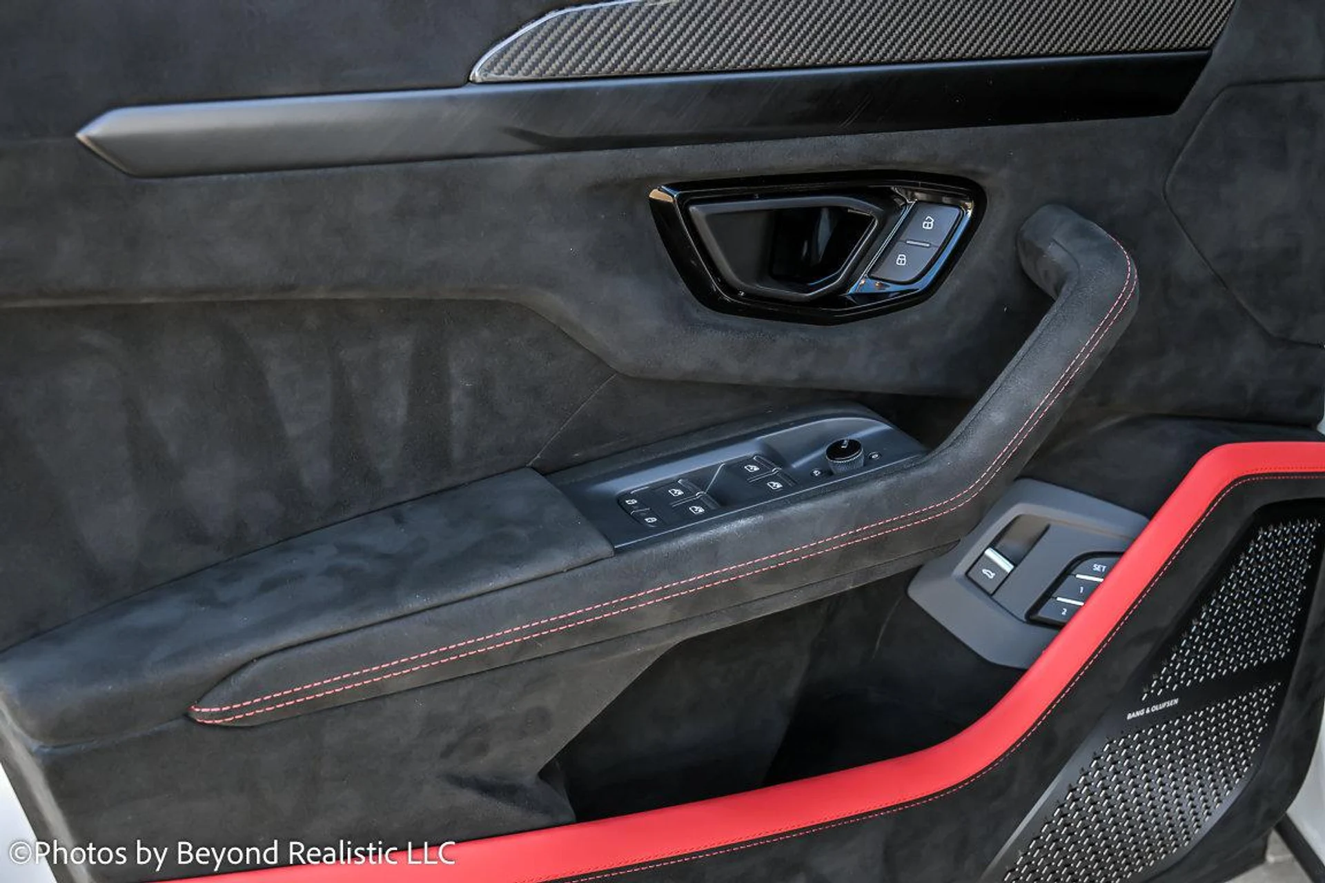 mph019_4111701434_Used_2024_Lamborghini_Urus_Performante_Certified_1757578159_2445bc5689