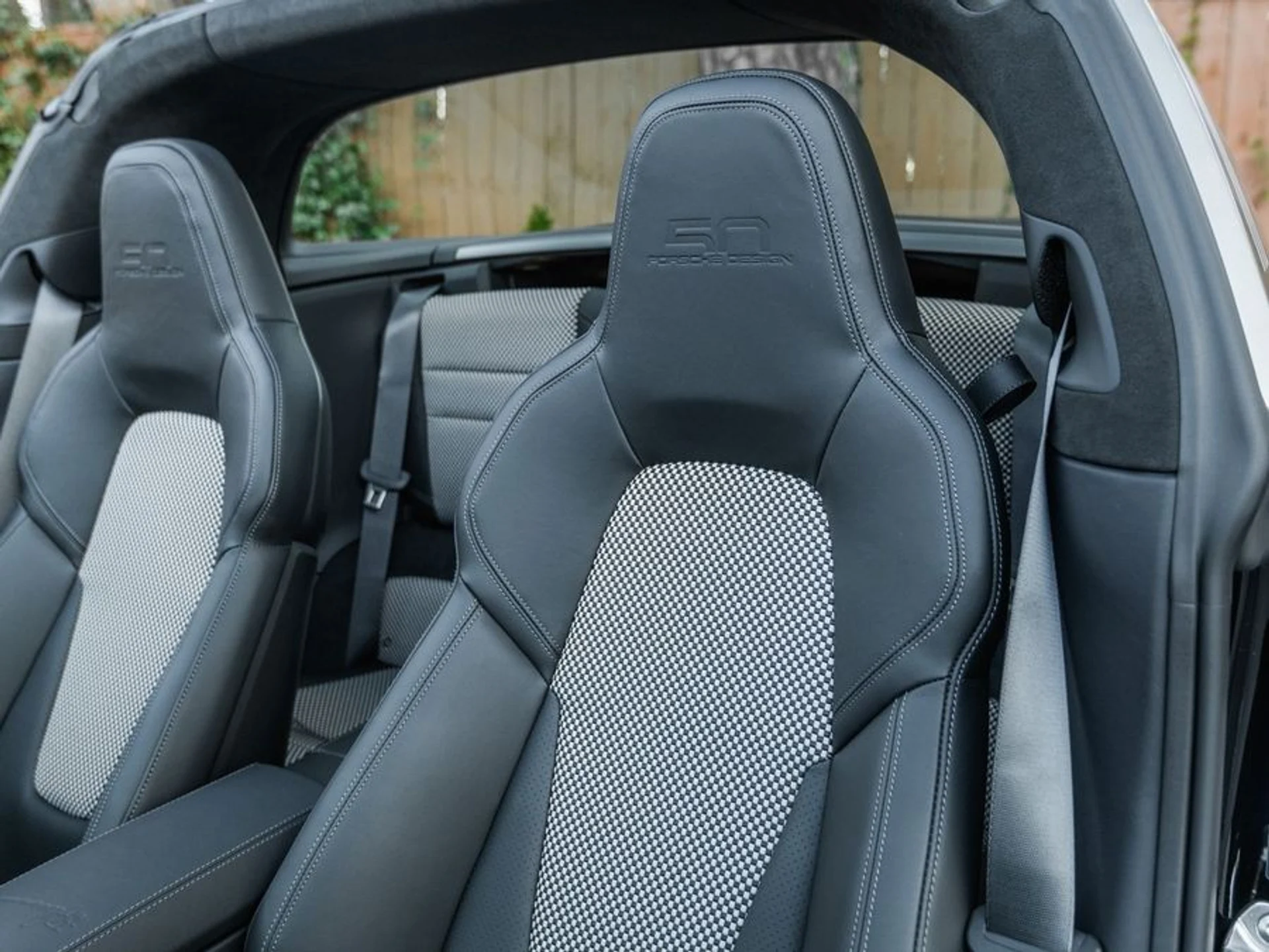 mph019_4113081576_93227d2d_8ee5_453a_8724_087322b6e381_02424f5784