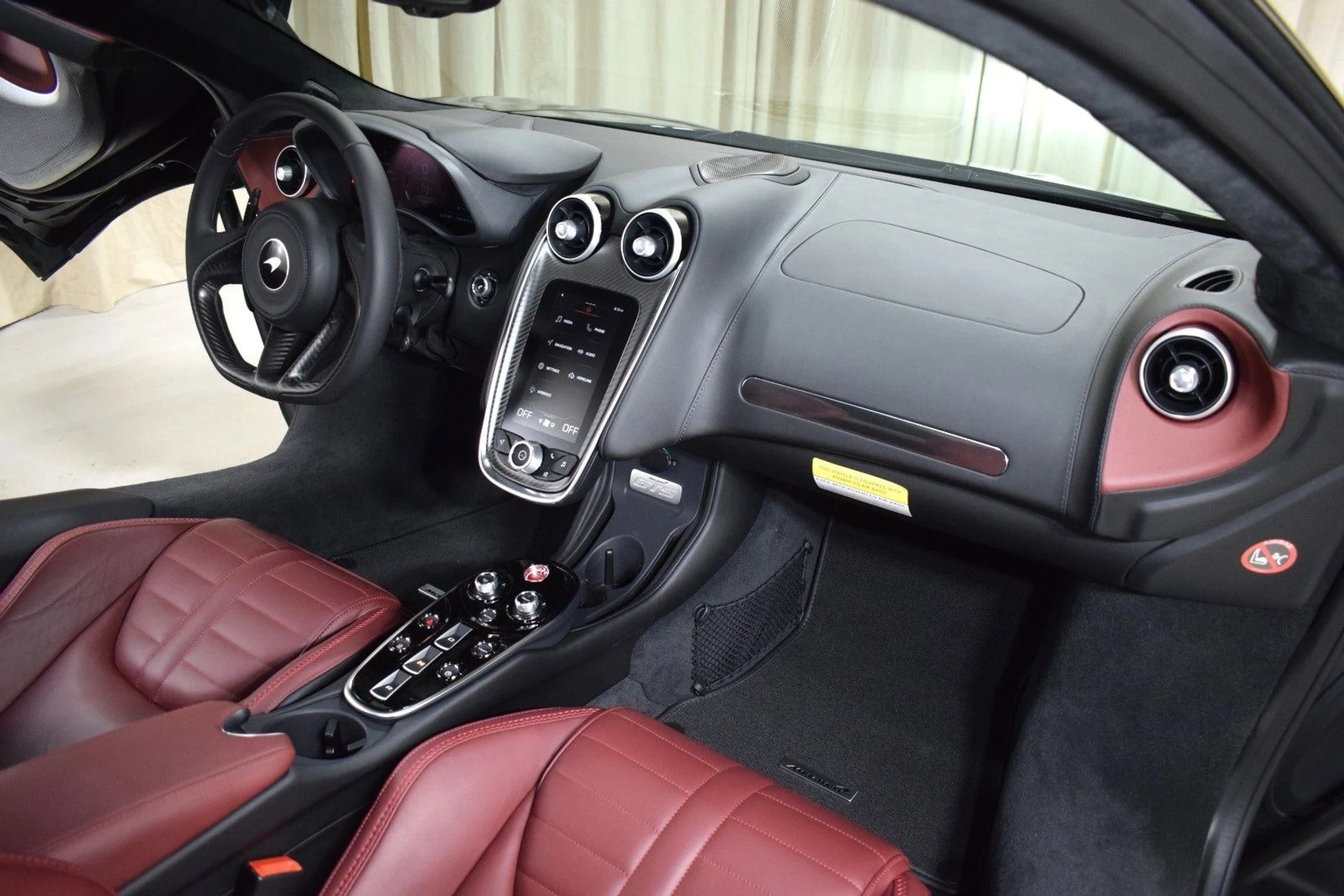 mph019_4115963391_c1dd9df0dcaef52d9ba728ee69628d64x_d1920a86dd