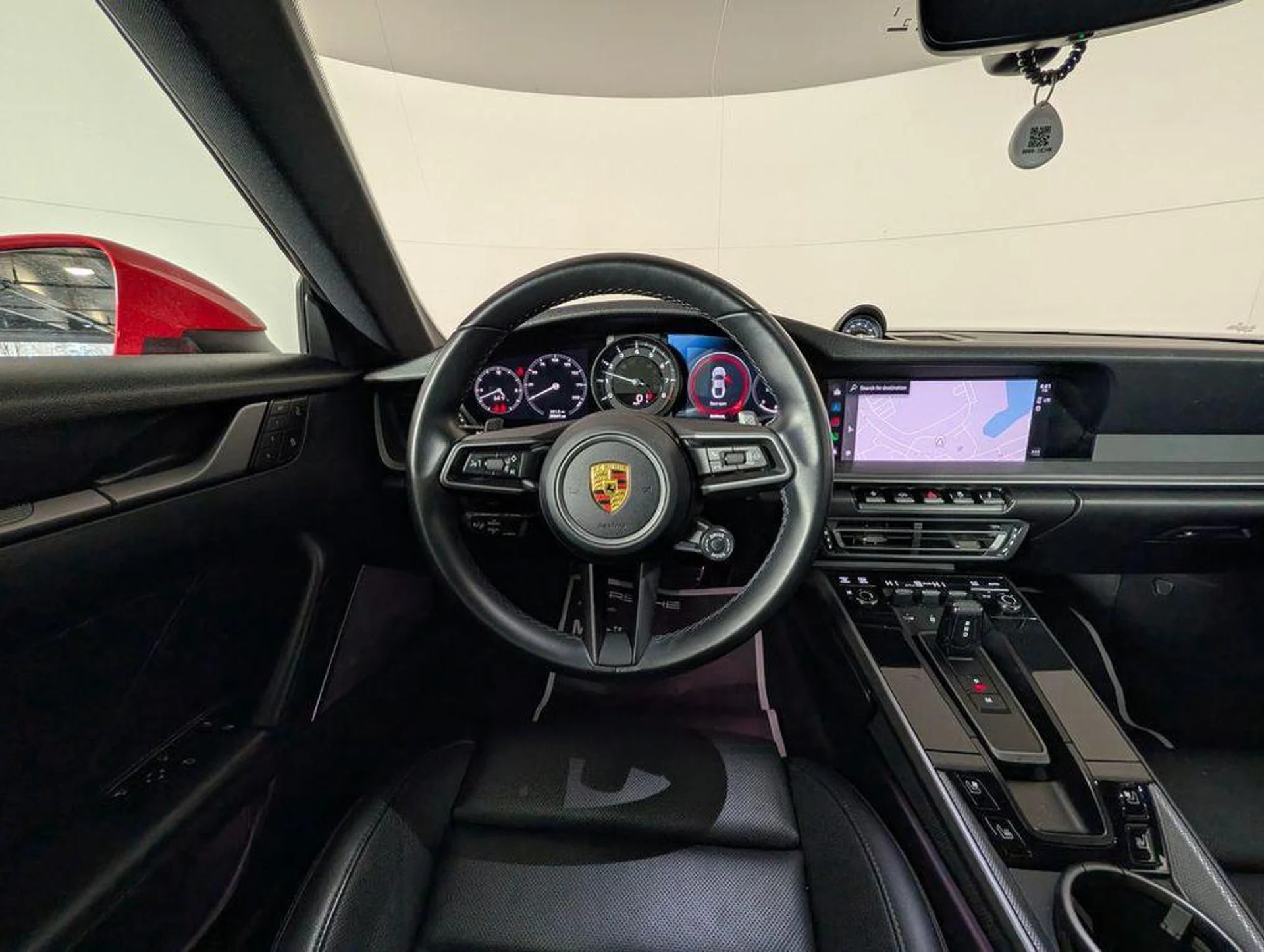 mph019_411874791_Myr8w_M_Dvmwc_RG_6_ENQ_Dmmr_H_Fi_F5s_d849be46e9