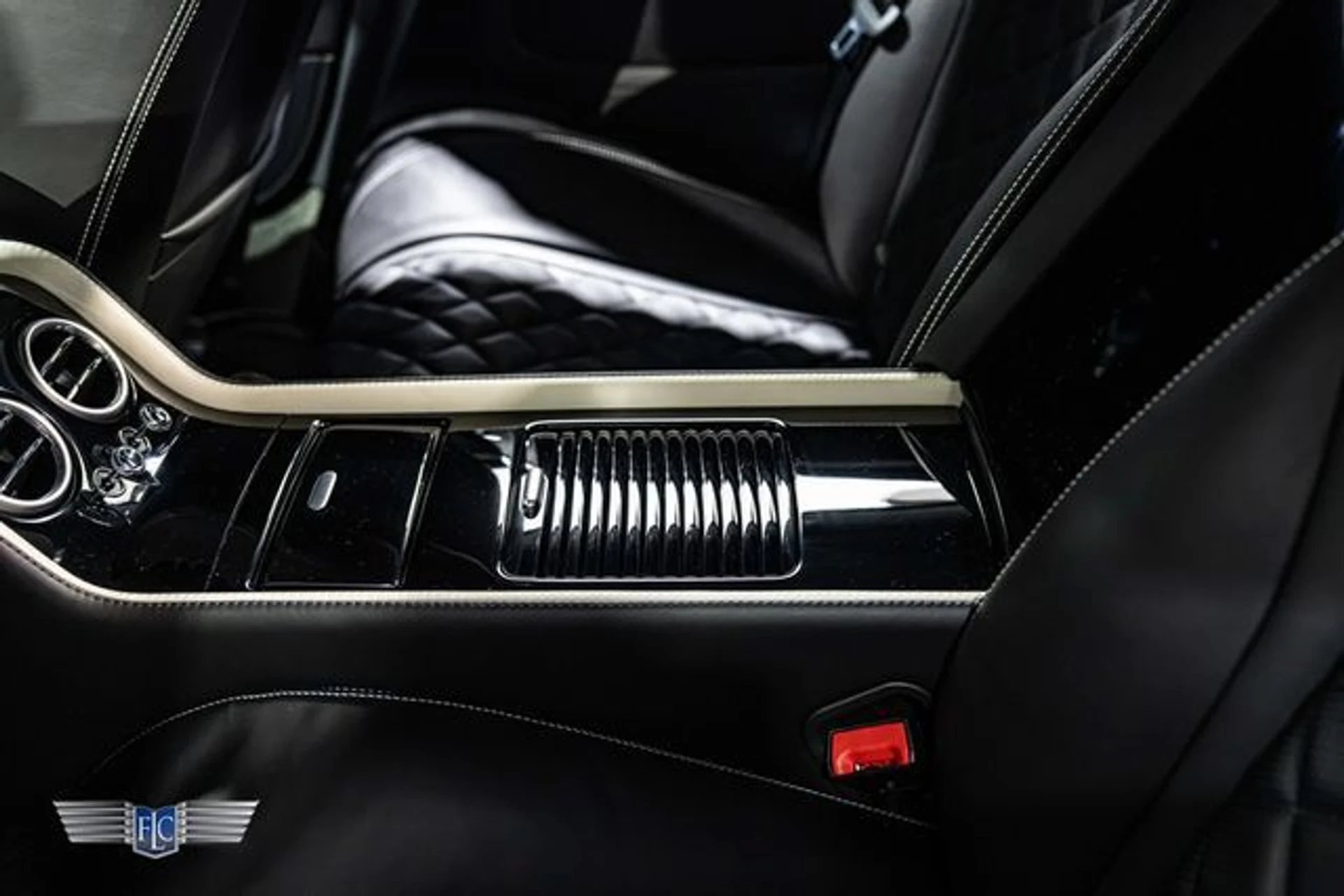 mph019_4127727835_used_2017_bentley_continental_gtspeedcoupe_9689_23085554_24_640_2cdf2cd74e