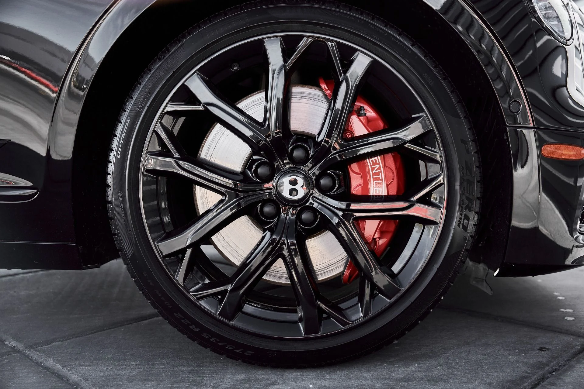 mph019_4129870173_Used_2023_Bentley_Flying_Spur_S_1770950648_3fa4312aa1