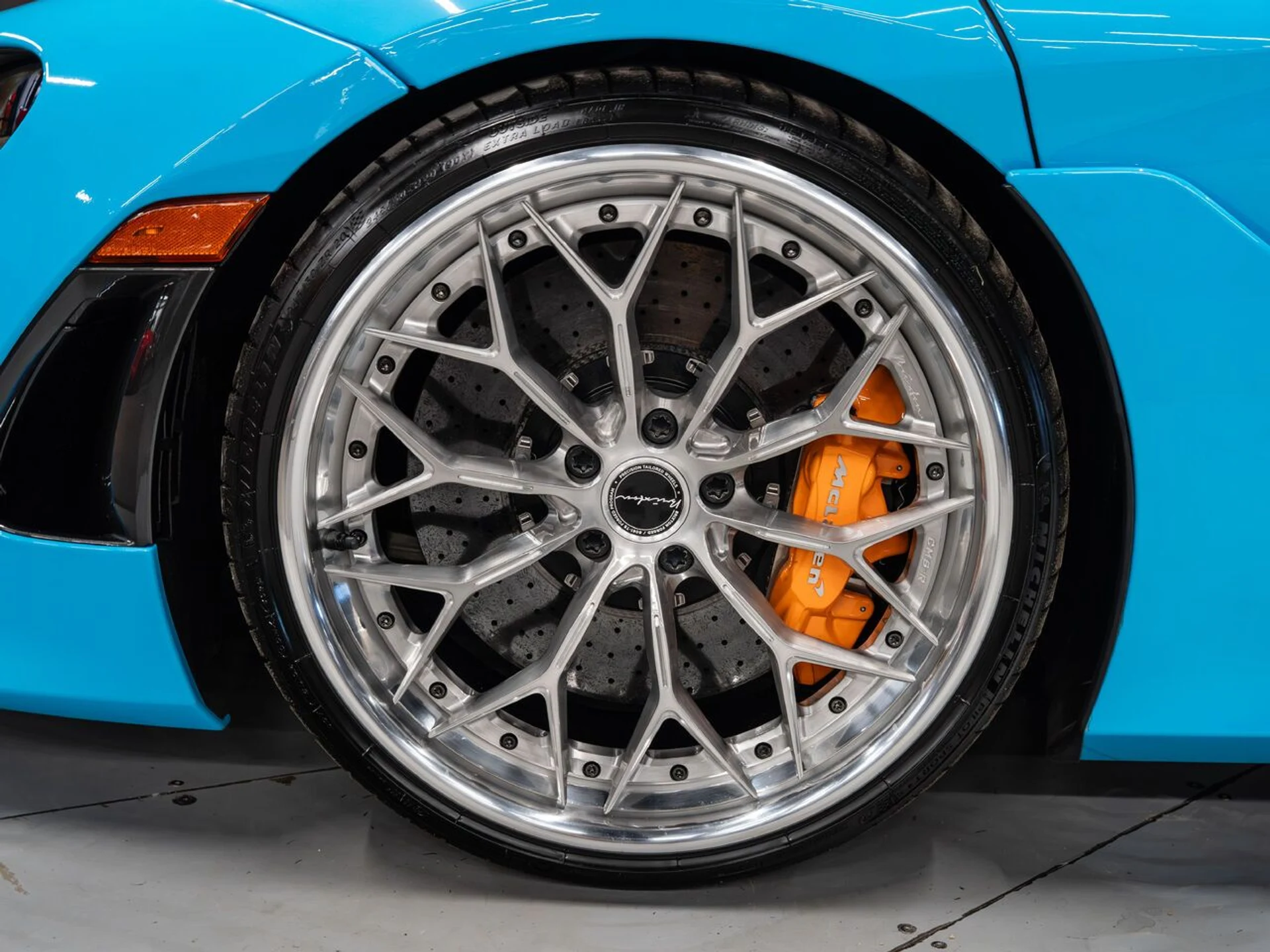 mph019_4137202_mclaren_720s_2018_11a1eb6e40