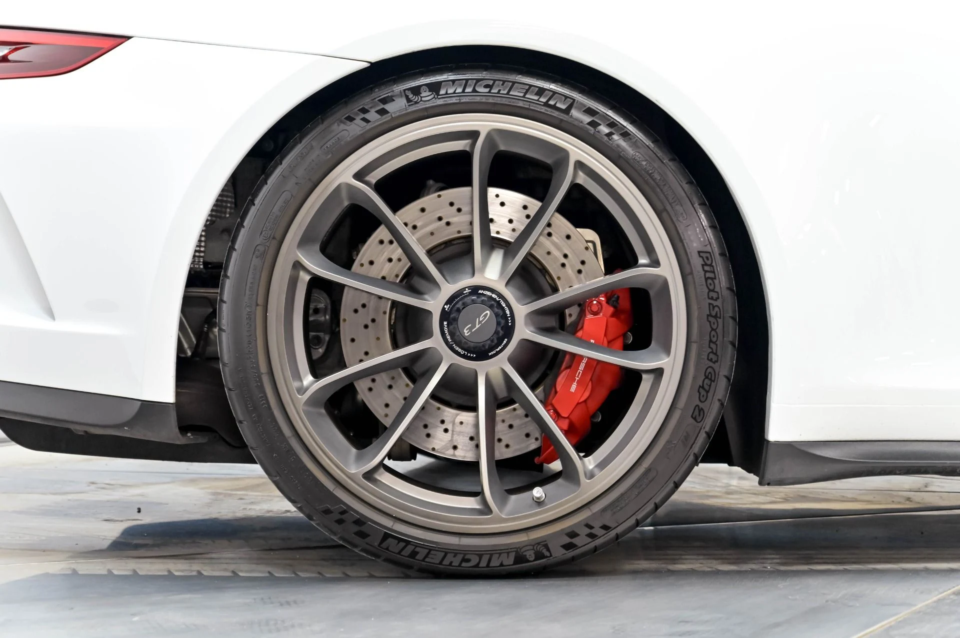 mph019_4138248469_Used_2018_Porsche_911_GT_3_1778195447_8148074b9f