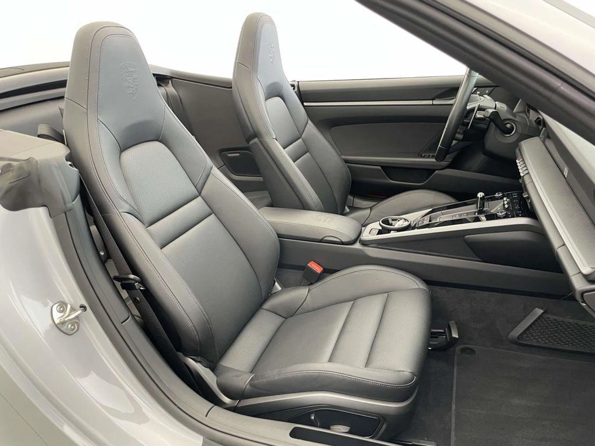 mph019_4141231901_D_Le3x5_I_Lf_S_Cu_K89v_Pv_P30_Sh_J9_O0_e88f2c7241